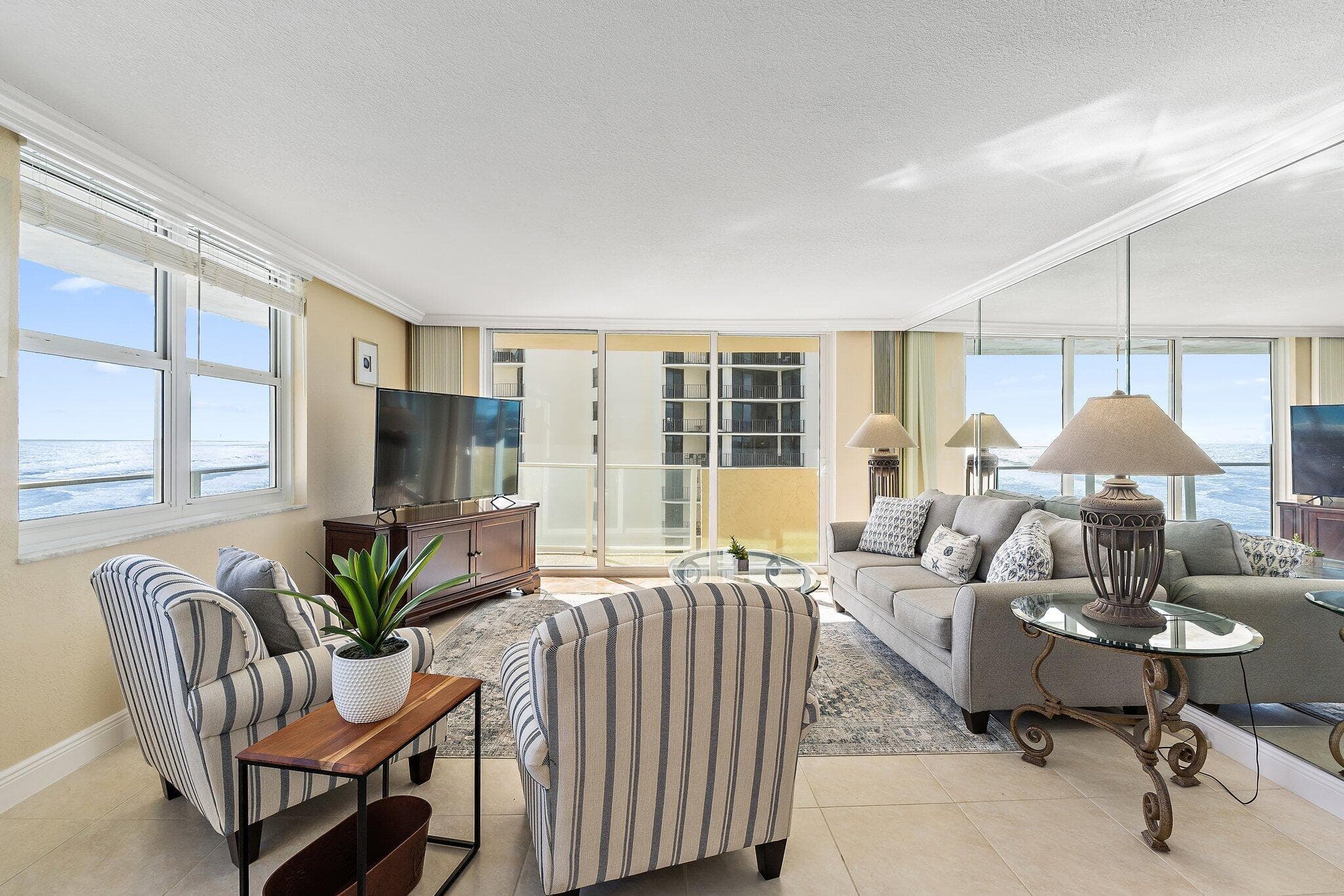 Condominium in Singer Island — photo 17 of 77