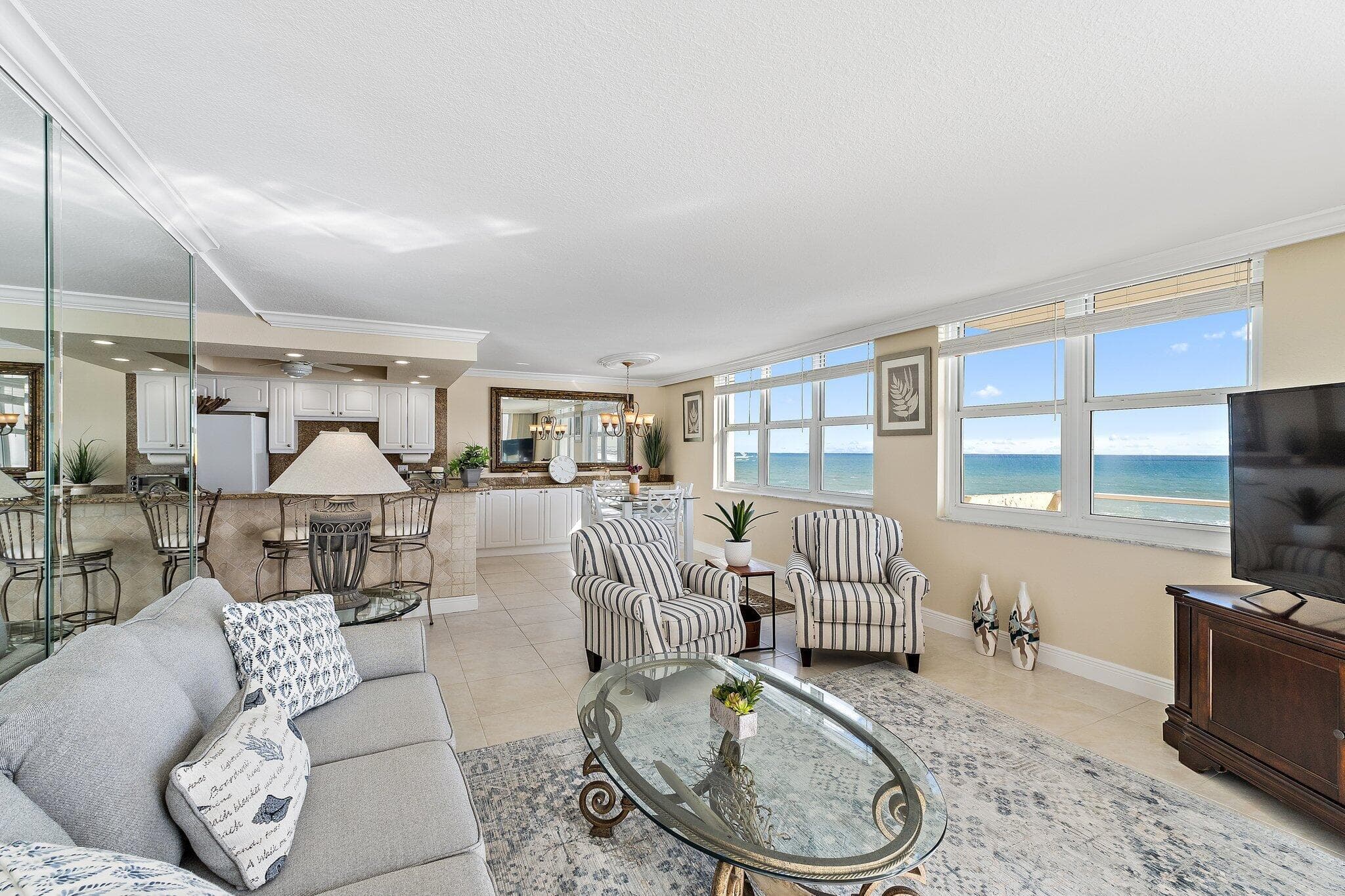 Condominium in Singer Island — photo 11 of 77