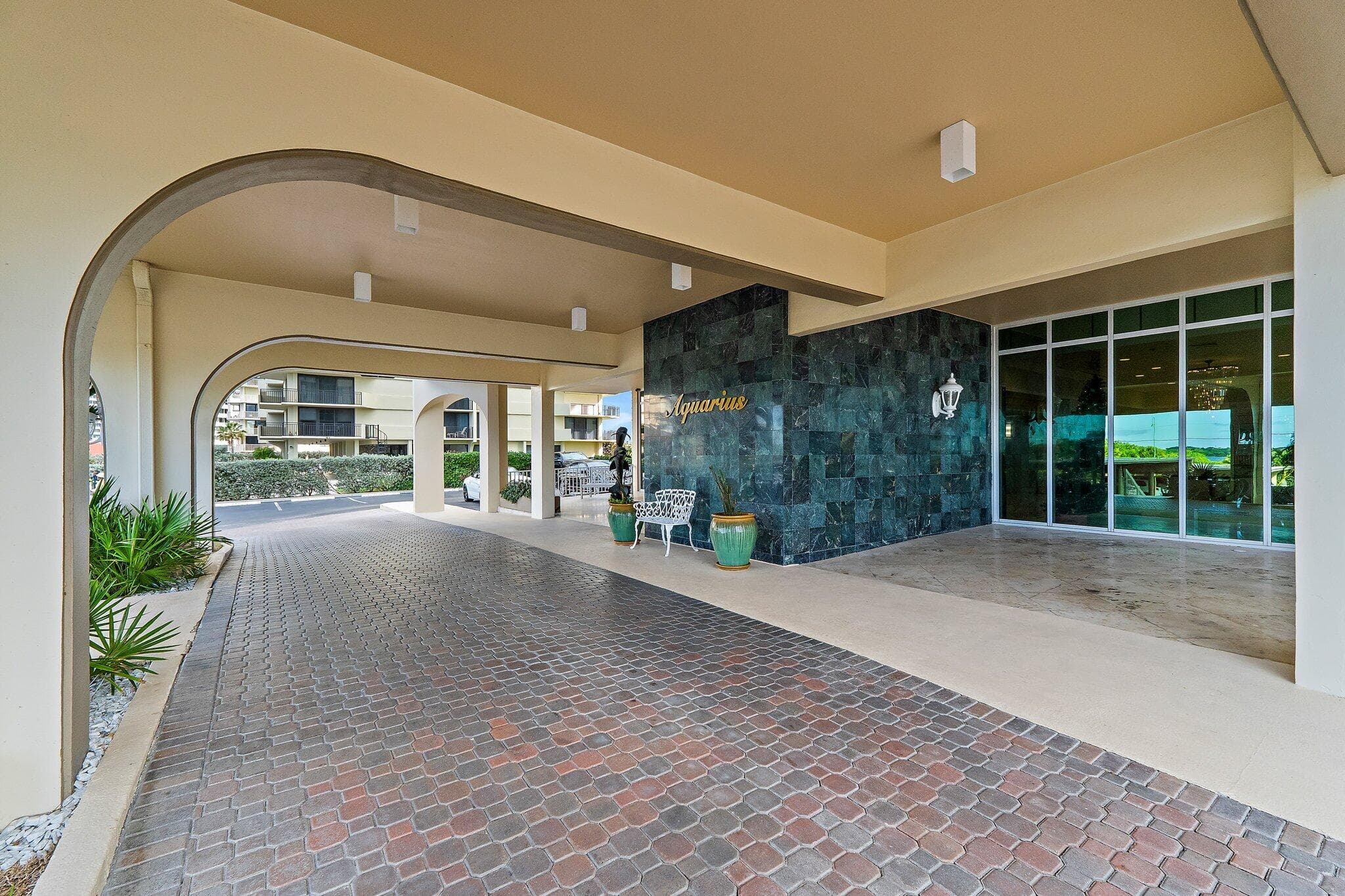 Condominium in Singer Island — photo 58 of 77