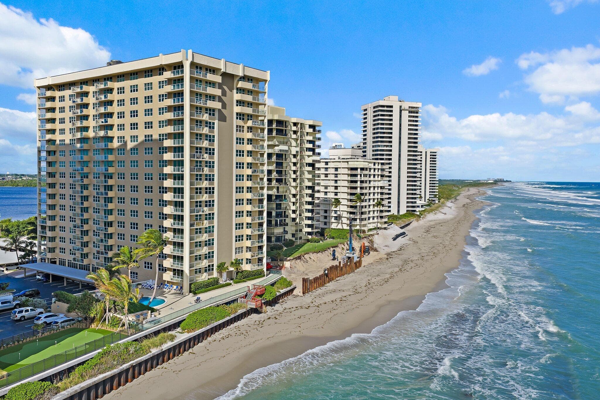 Condominium in Singer Island — photo 70 of 77