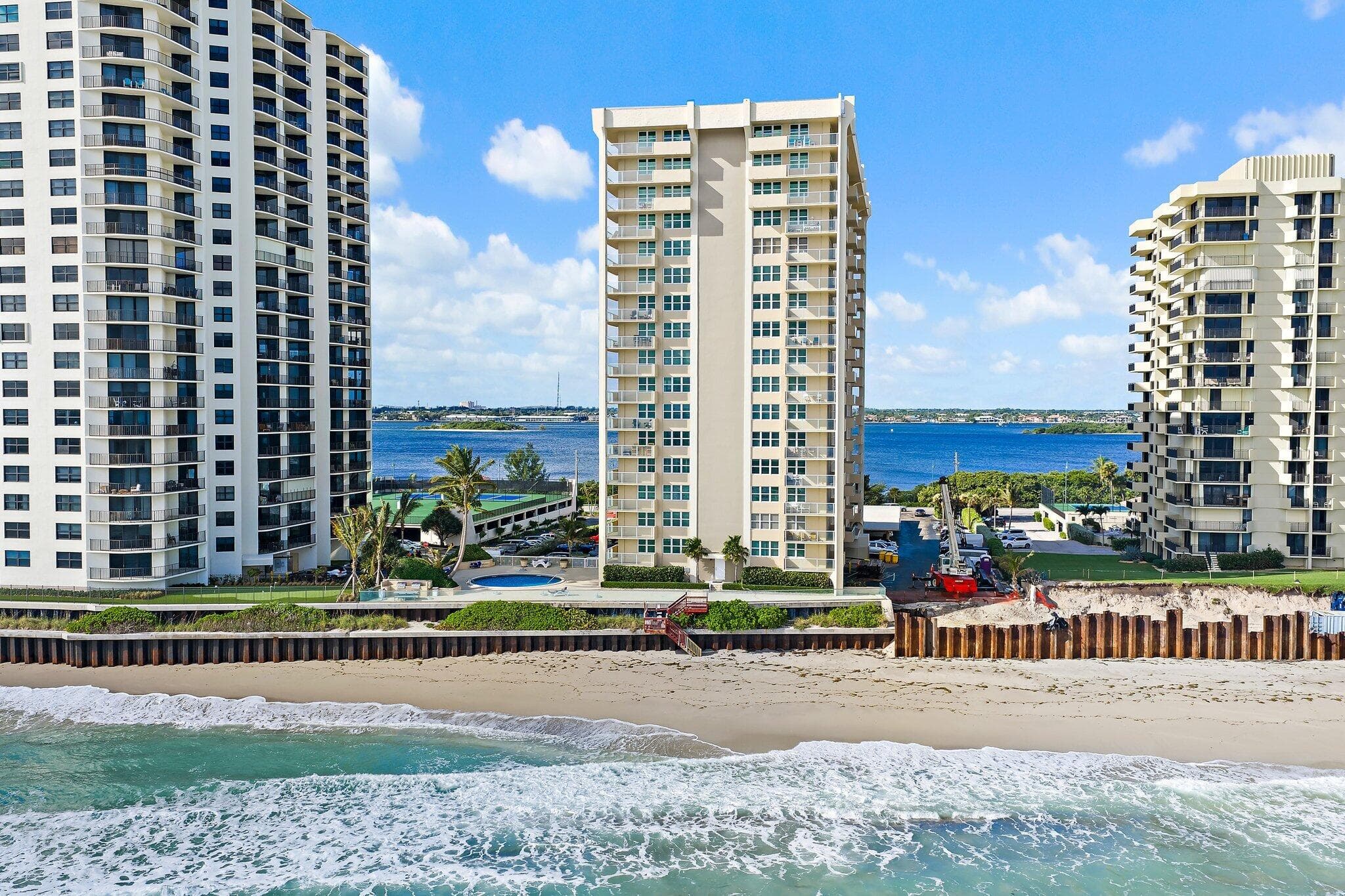 Condominium in Singer Island — photo 74 of 77