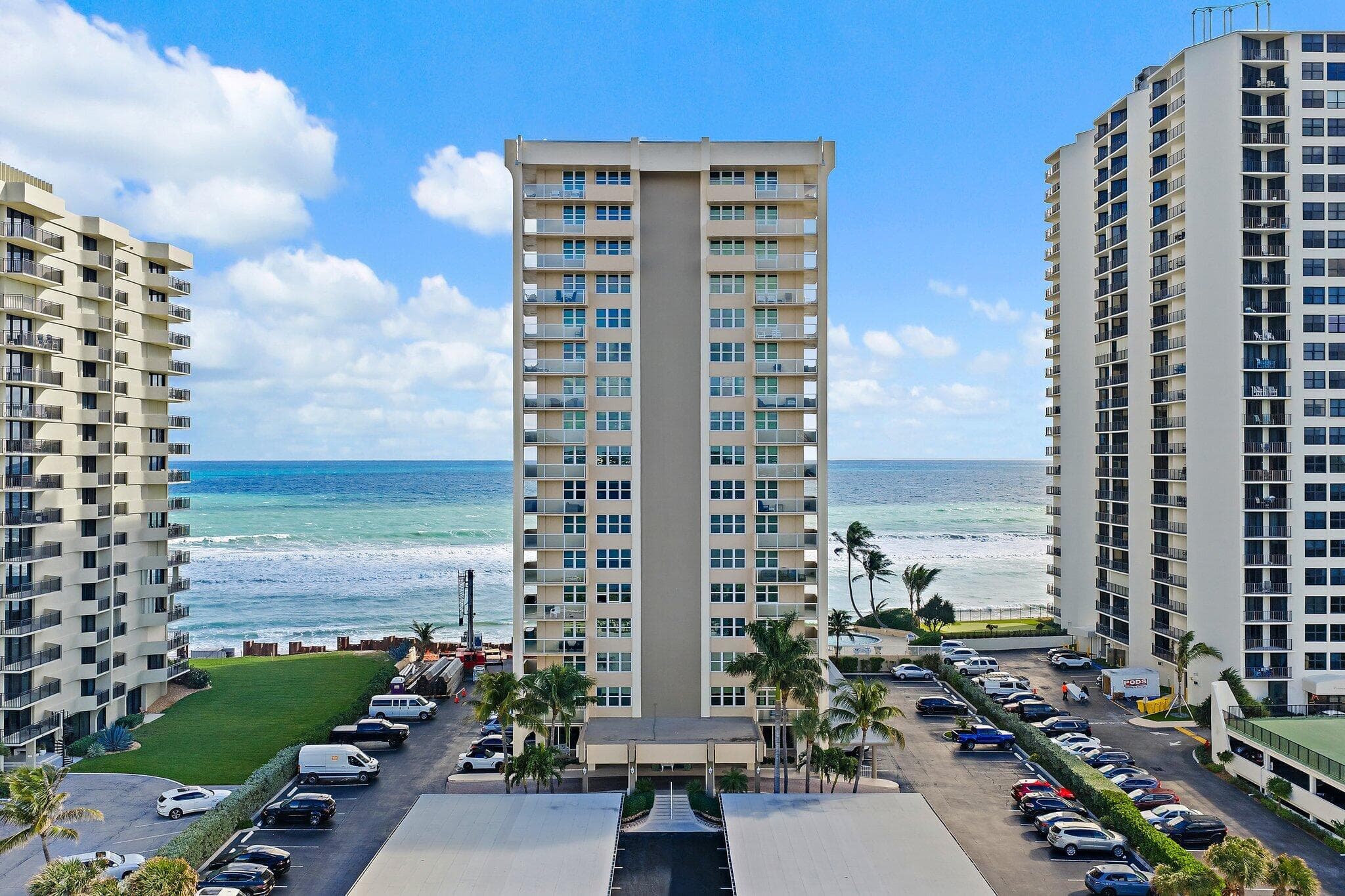 Condominium in Singer Island — photo 76 of 77