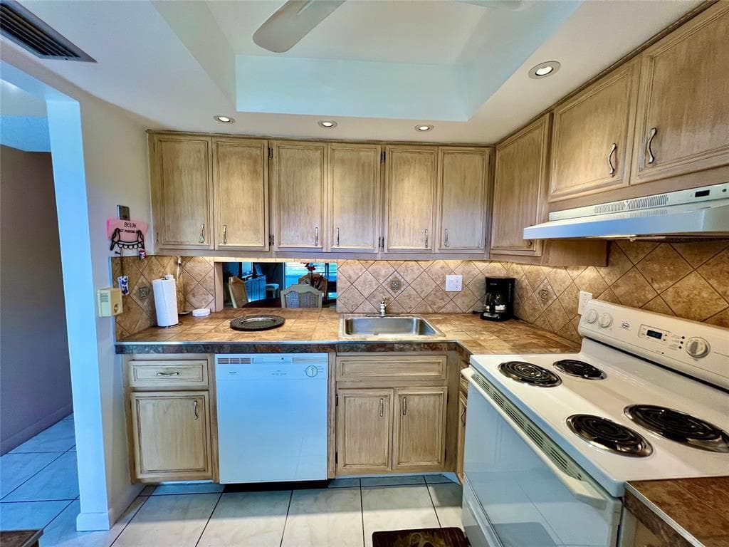 2800 NW 47th Terrace 106b, Lauderdale Lakes, FL 33313 — photo 4 of 47