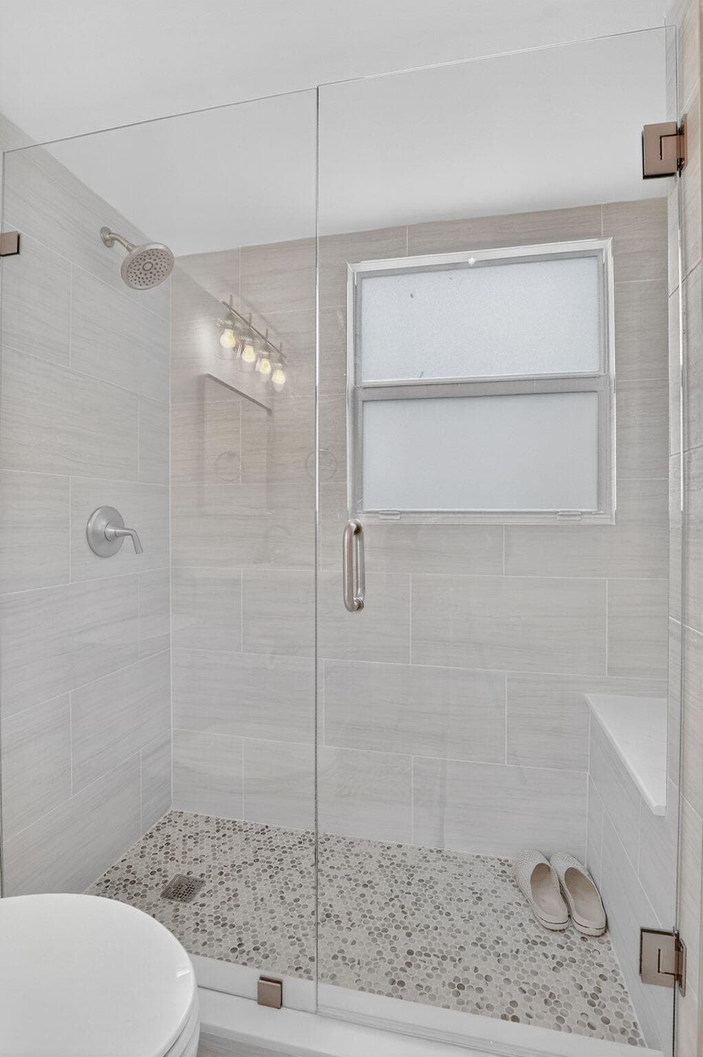 1090 Guildford E 1090, Boca Raton, FL 33434 — photo 25 of 33