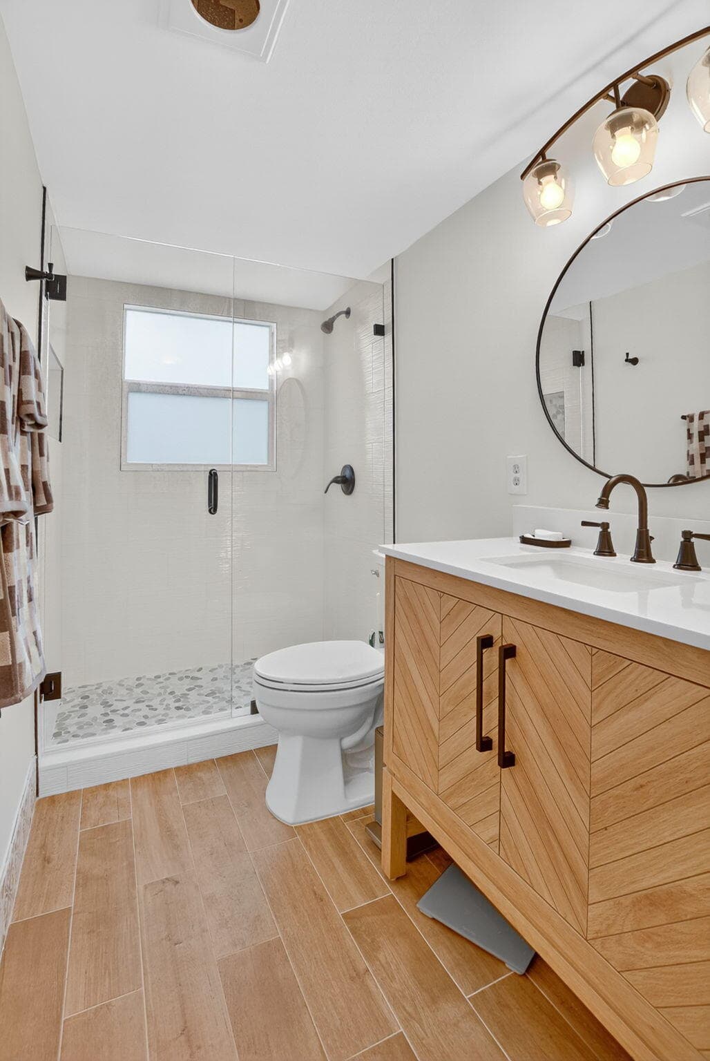 1090 Guildford E 1090, Boca Raton, FL 33434 — photo 29 of 33