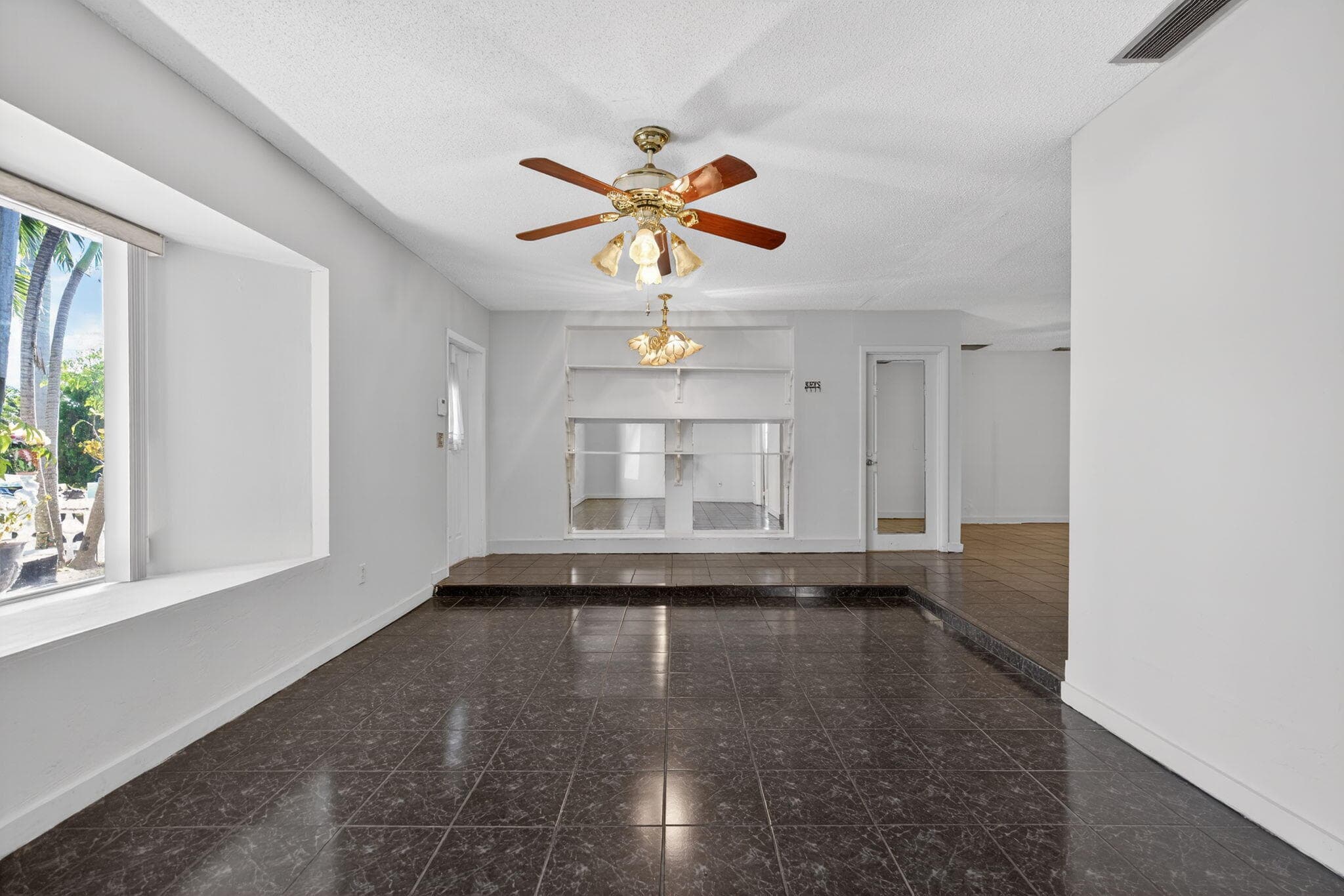 225 S Sequoia Drive, West Palm Beach, FL 33409 — photo 21 of 93