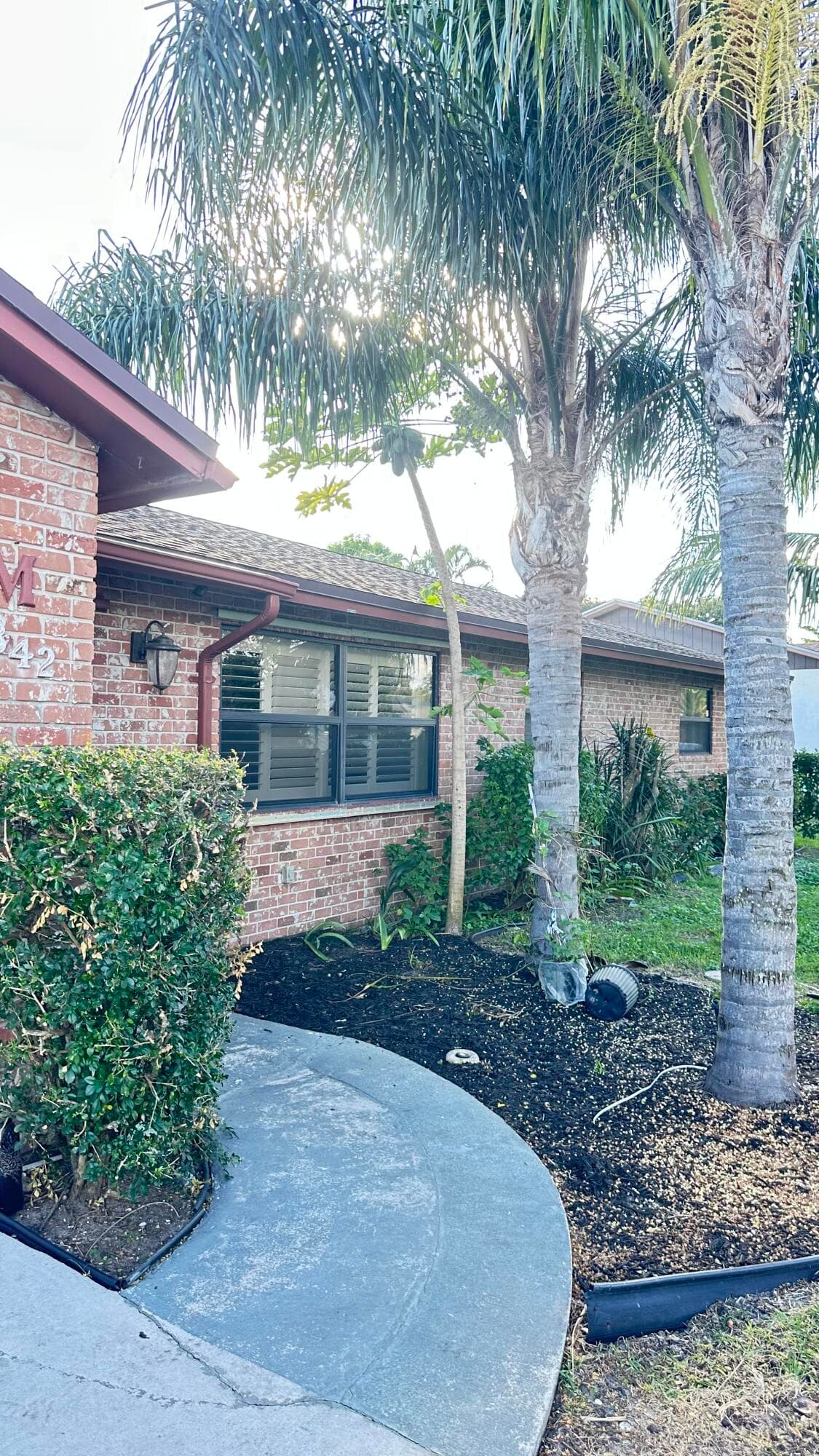 2842 Somerset Road Road, Lake Worth, FL 33462 — photo 1 of 30
