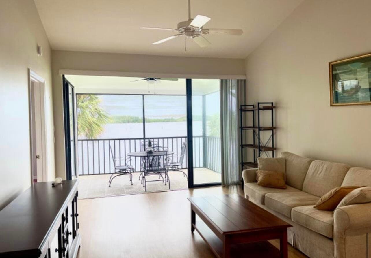 6142 SE Landing Way 9-11, Stuart, FL 34997 — photo 7 of 10