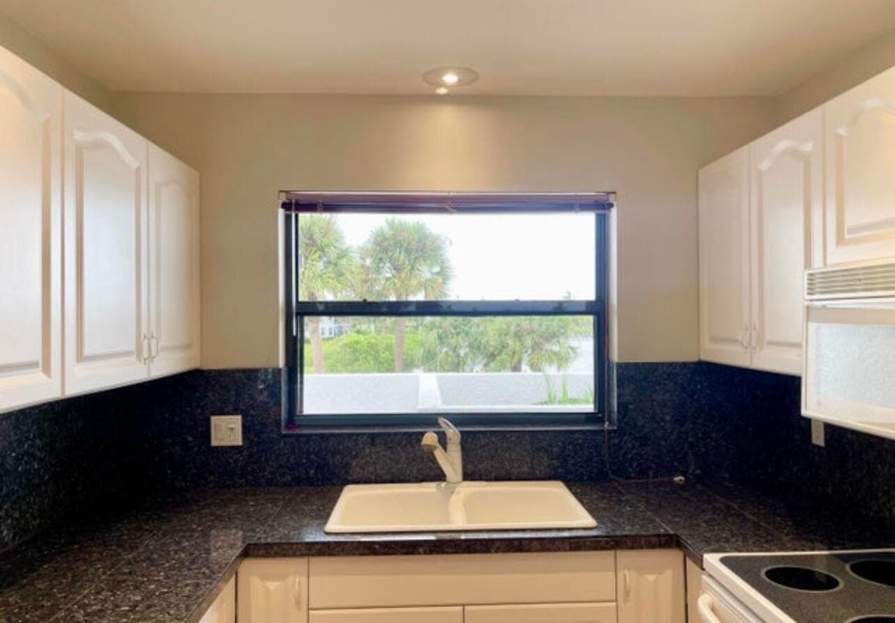 6142 SE Landing Way 9-11, Stuart, FL 34997 — photo 10 of 10