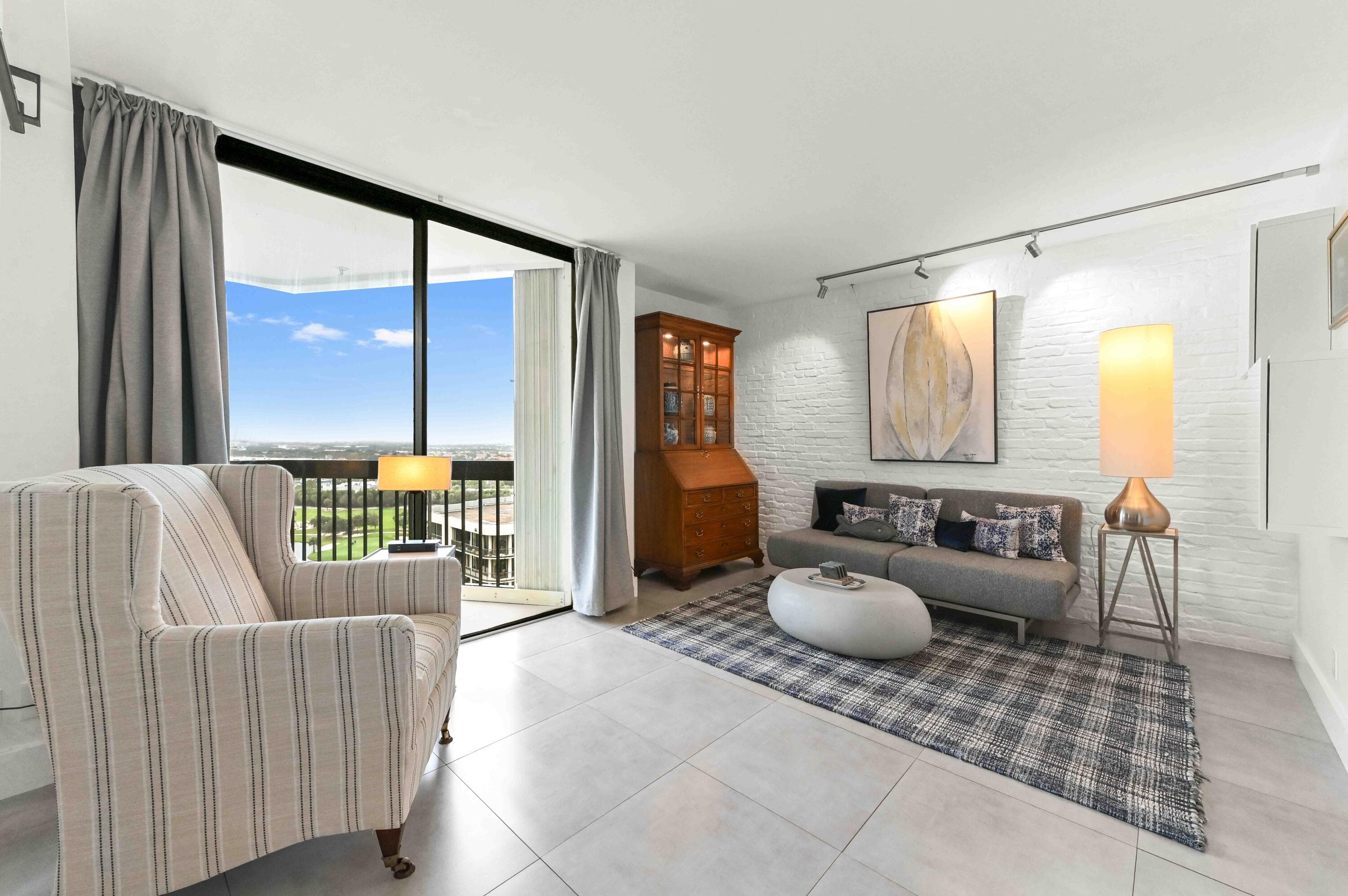 2425 Presidential Way 1806, West Palm Beach, FL 33401 — photo 24 of 45