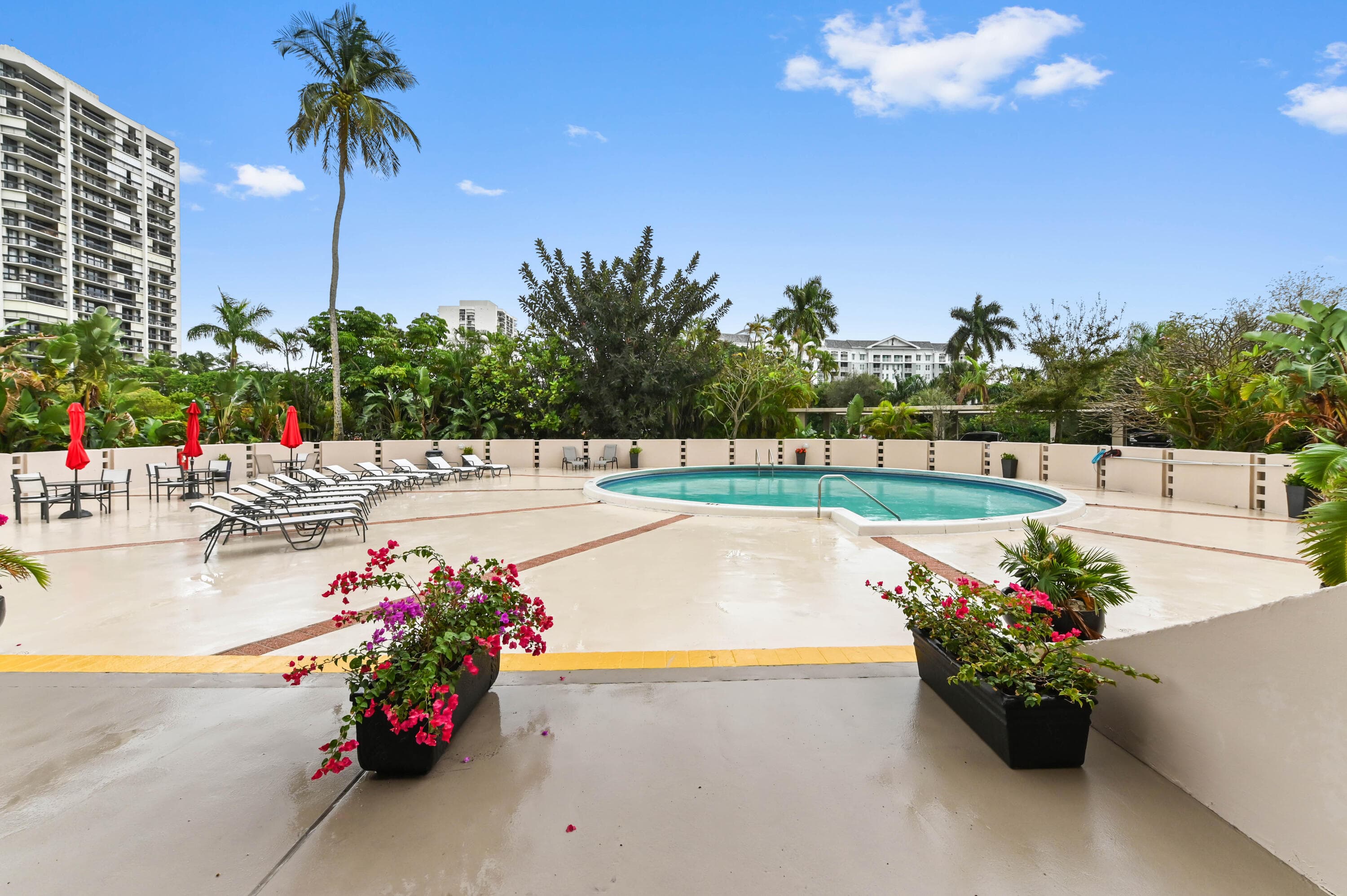 2425 Presidential Way 1806, West Palm Beach, FL 33401 — photo 39 of 45