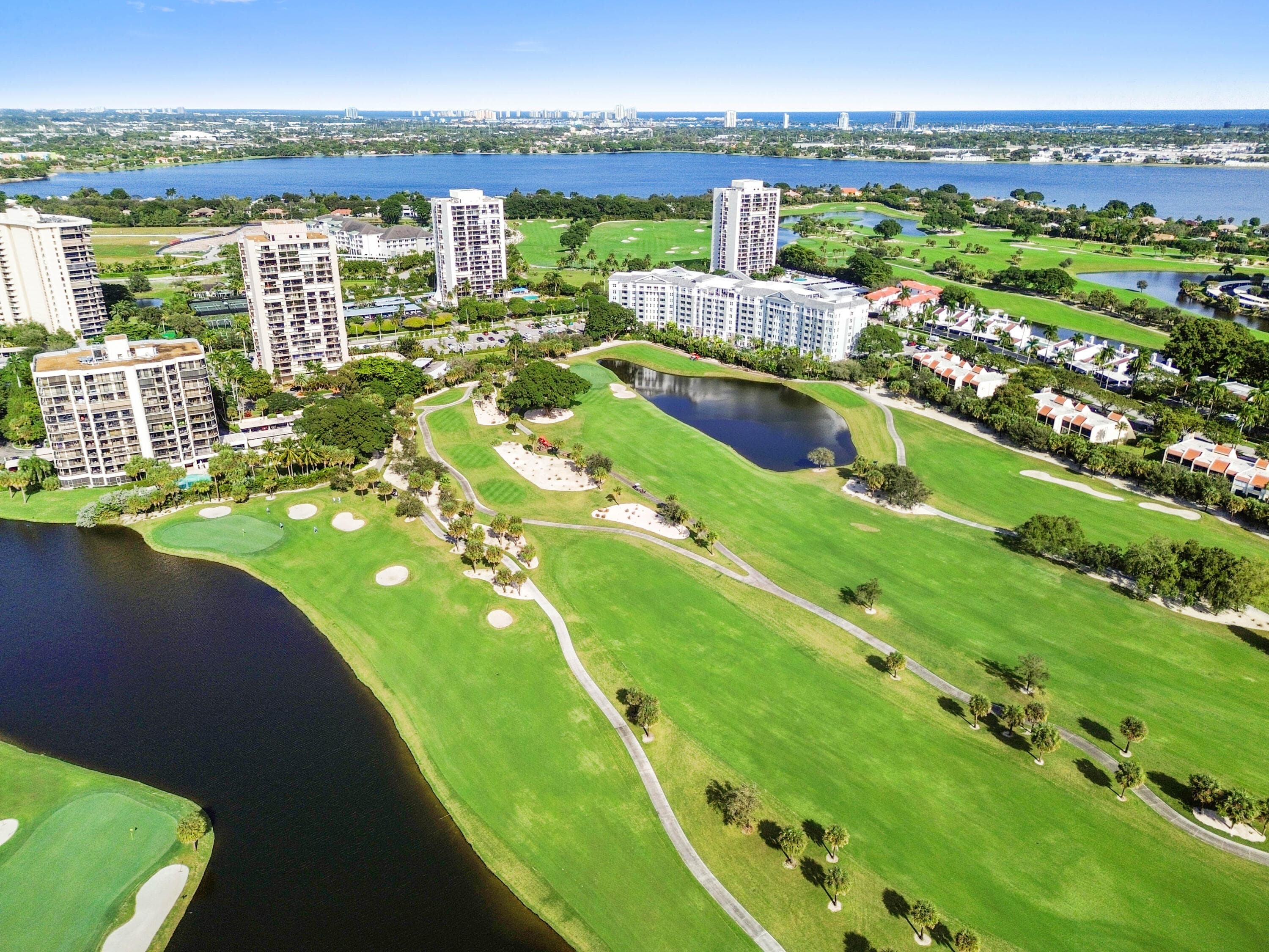 2425 Presidential Way 1806, West Palm Beach, FL 33401 — photo 12 of 45