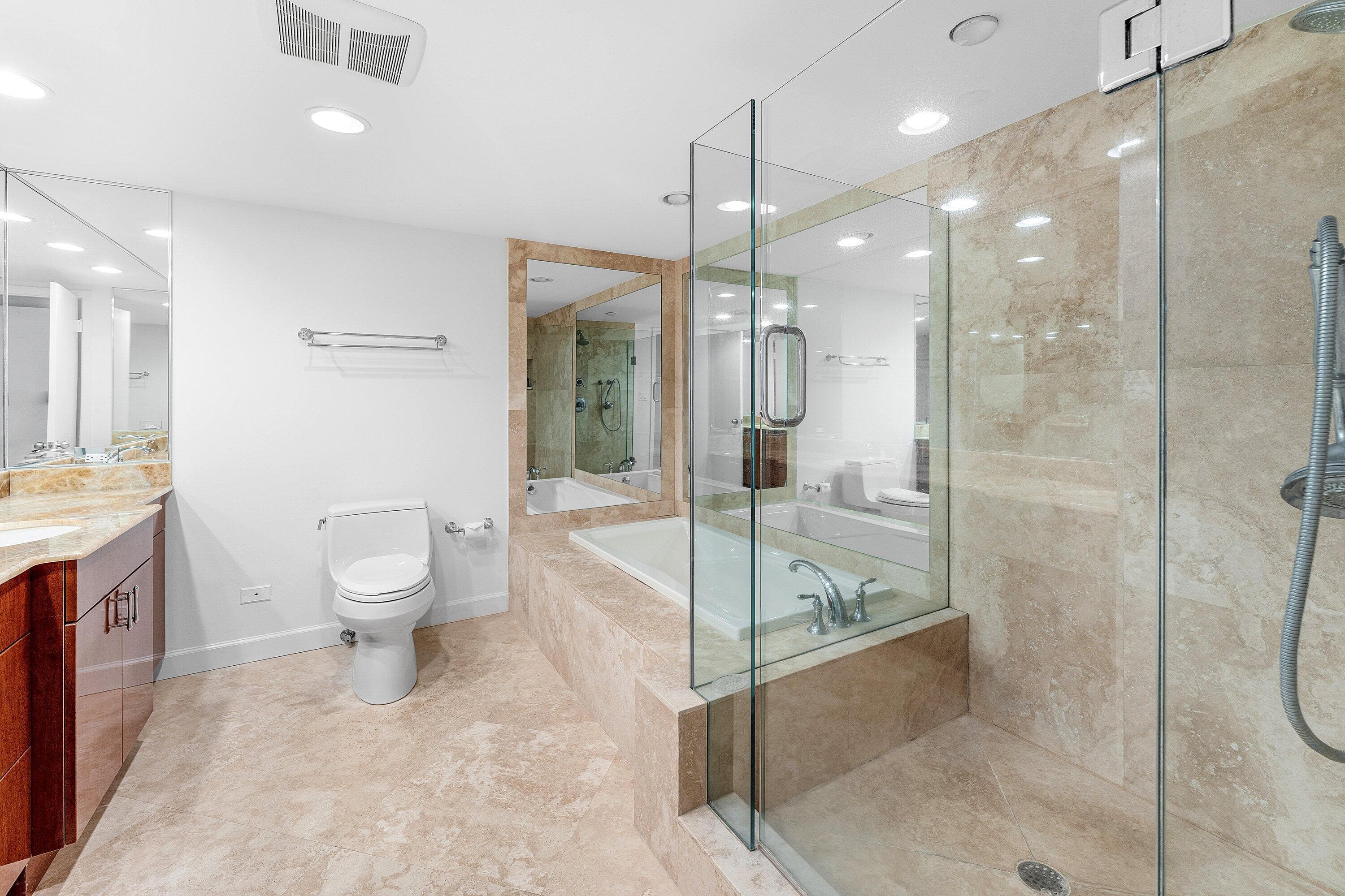 5070 N Ocean Drive 3b, Singer Island, FL 33404 — photo 18 of 48