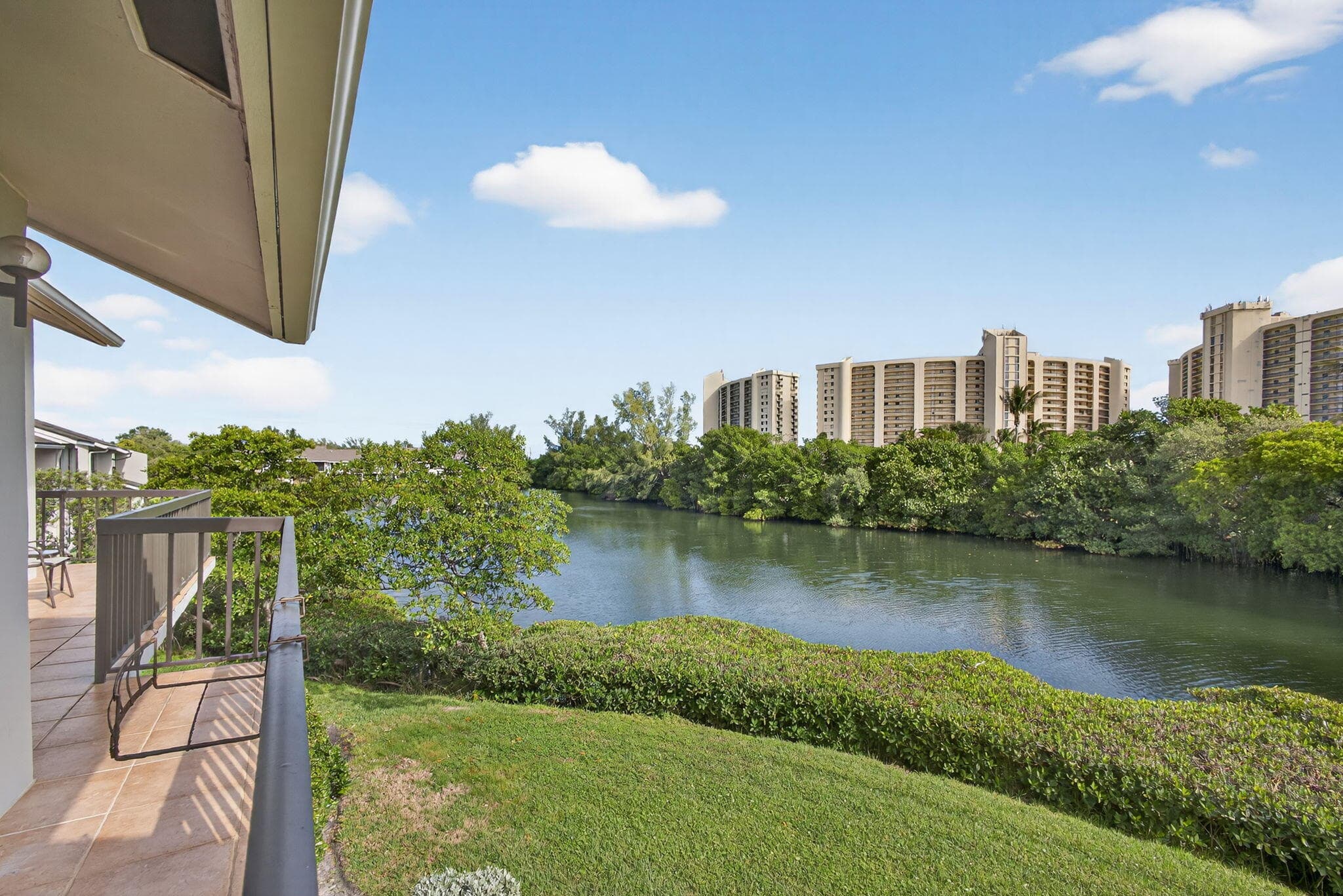 2102 Fairway Drive S, Jupiter, FL 33477 — photo 25 of 53
