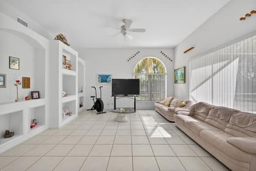 4338 Danielson Drive, Lake Worth, FL 33467 — photo 6 of 37