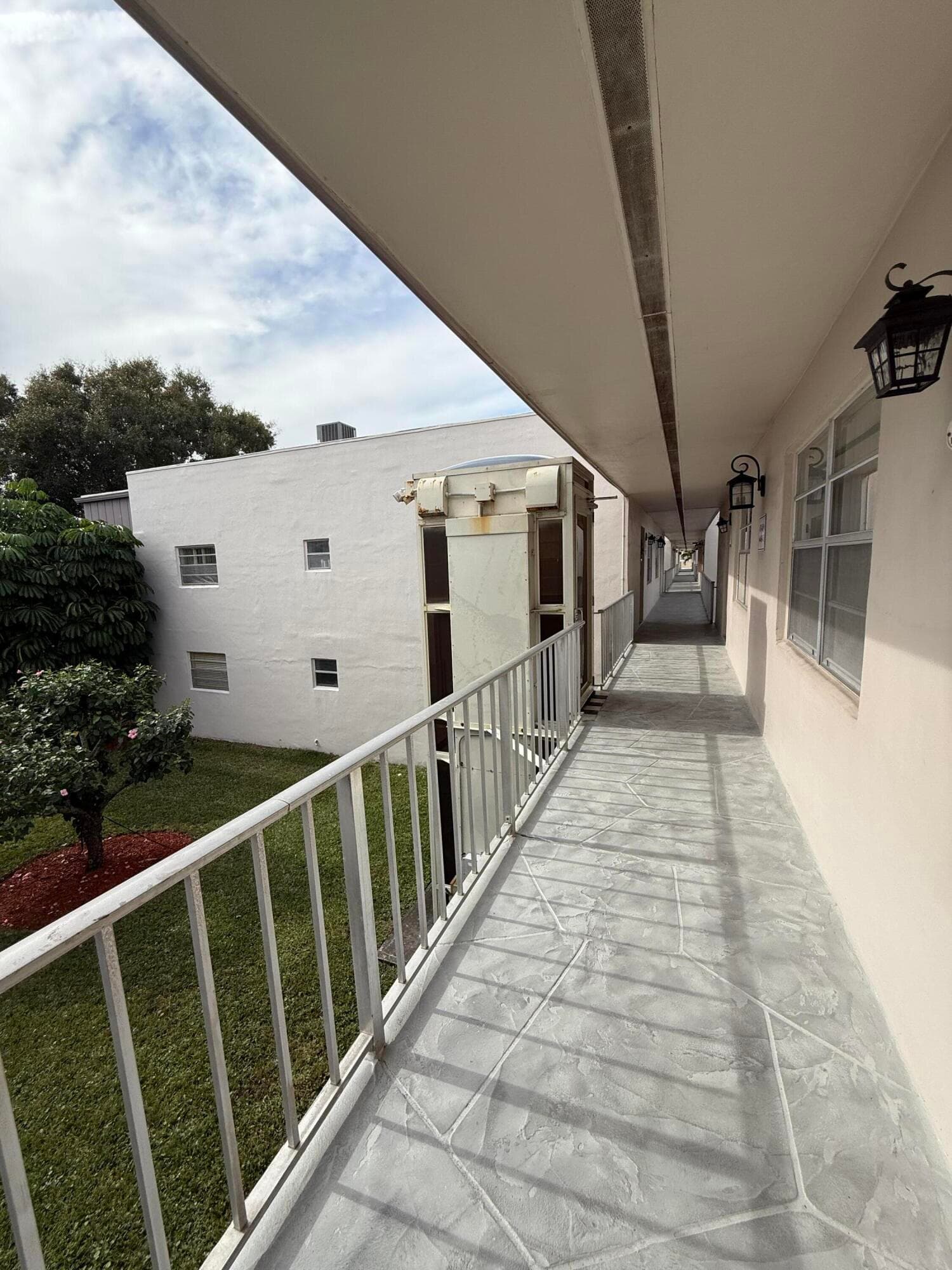 470 Capri J, Delray Beach, FL 33484 — photo 25 of 28