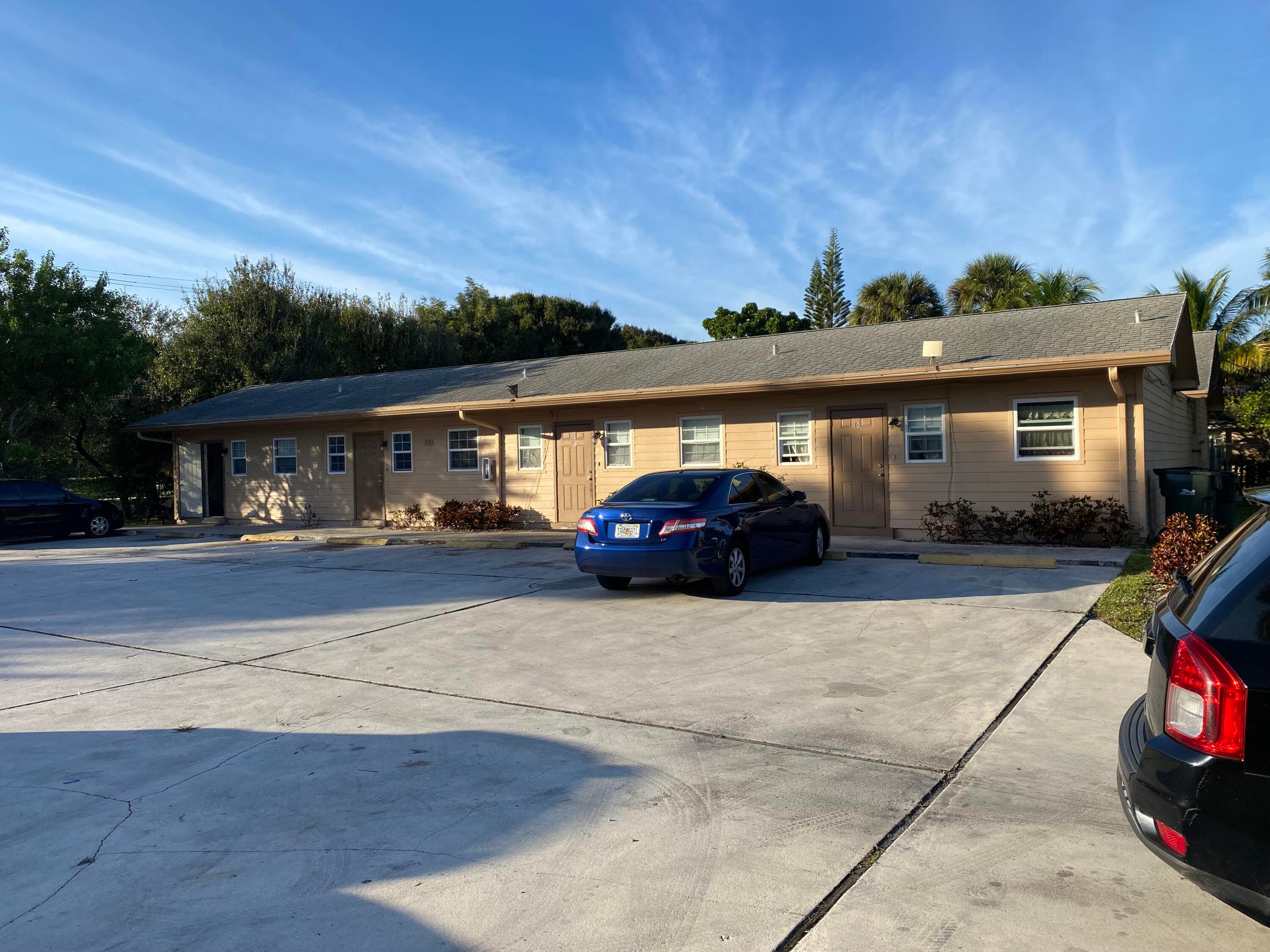 525 S Swinton Avenue 1-8, Delray Beach, FL 33444 — photo 10 of 15
