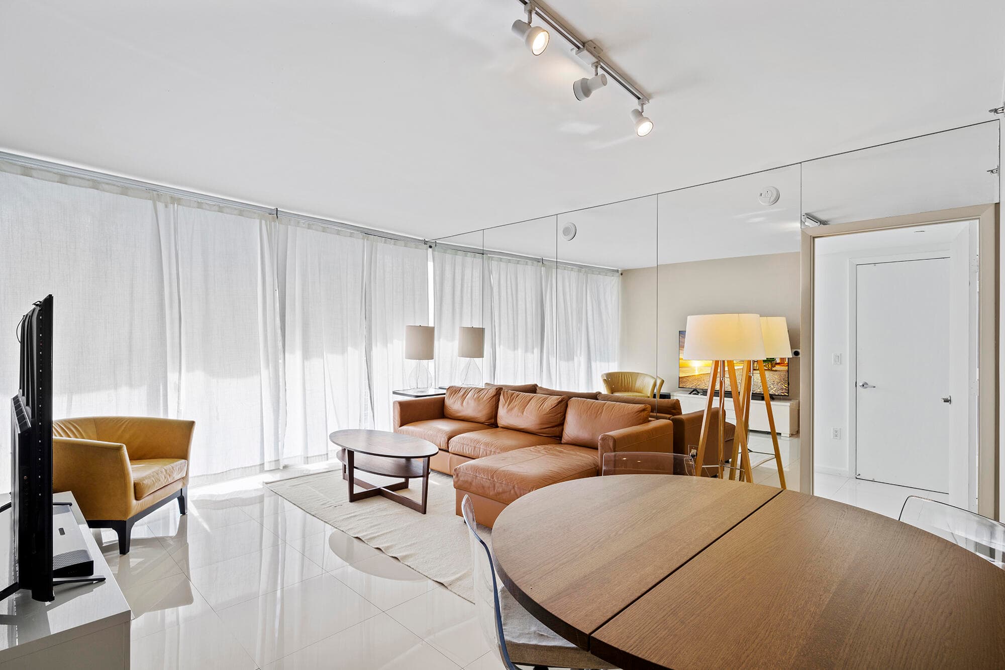 495 Brickell Avenue 911, Miami, FL 33131 — photo 5 of 44