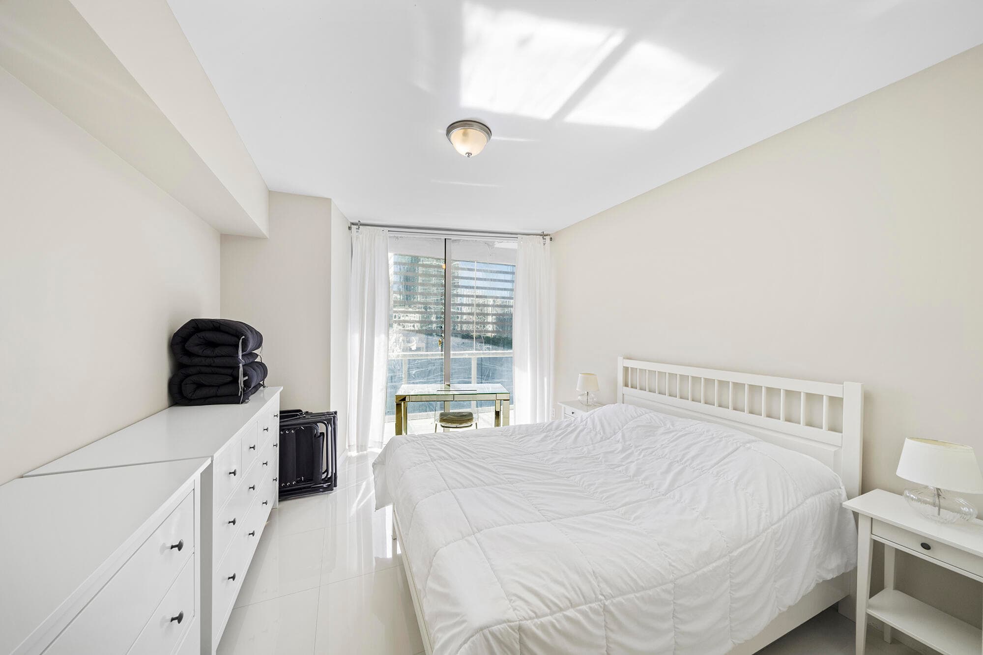 495 Brickell Avenue 911, Miami, FL 33131 — photo 19 of 44