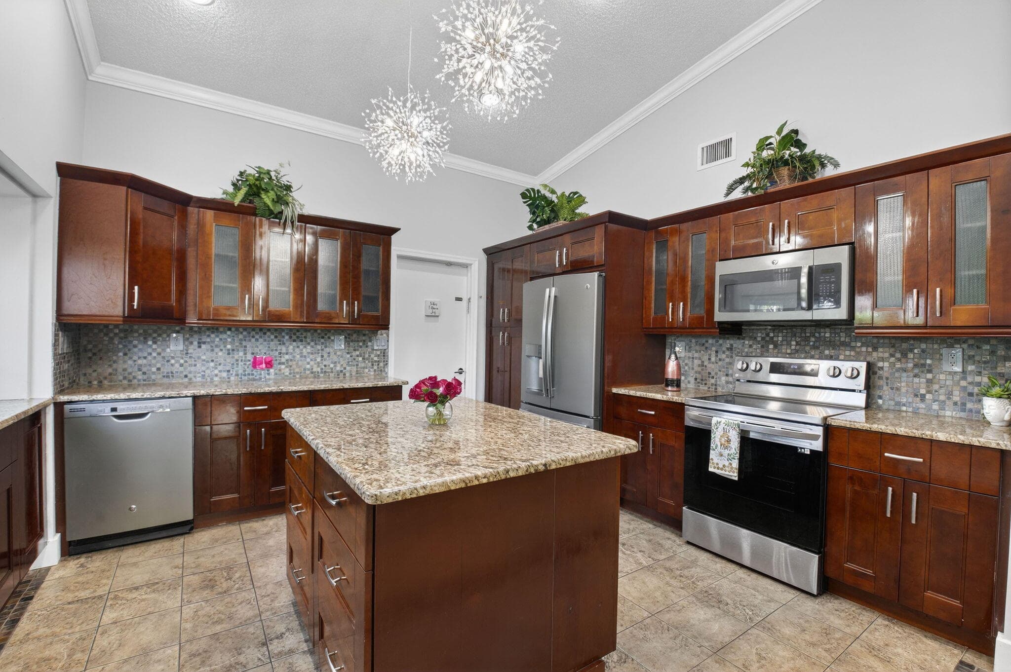1290 NW 21st Terrace, Delray Beach, FL 33445 — photo 2 of 37