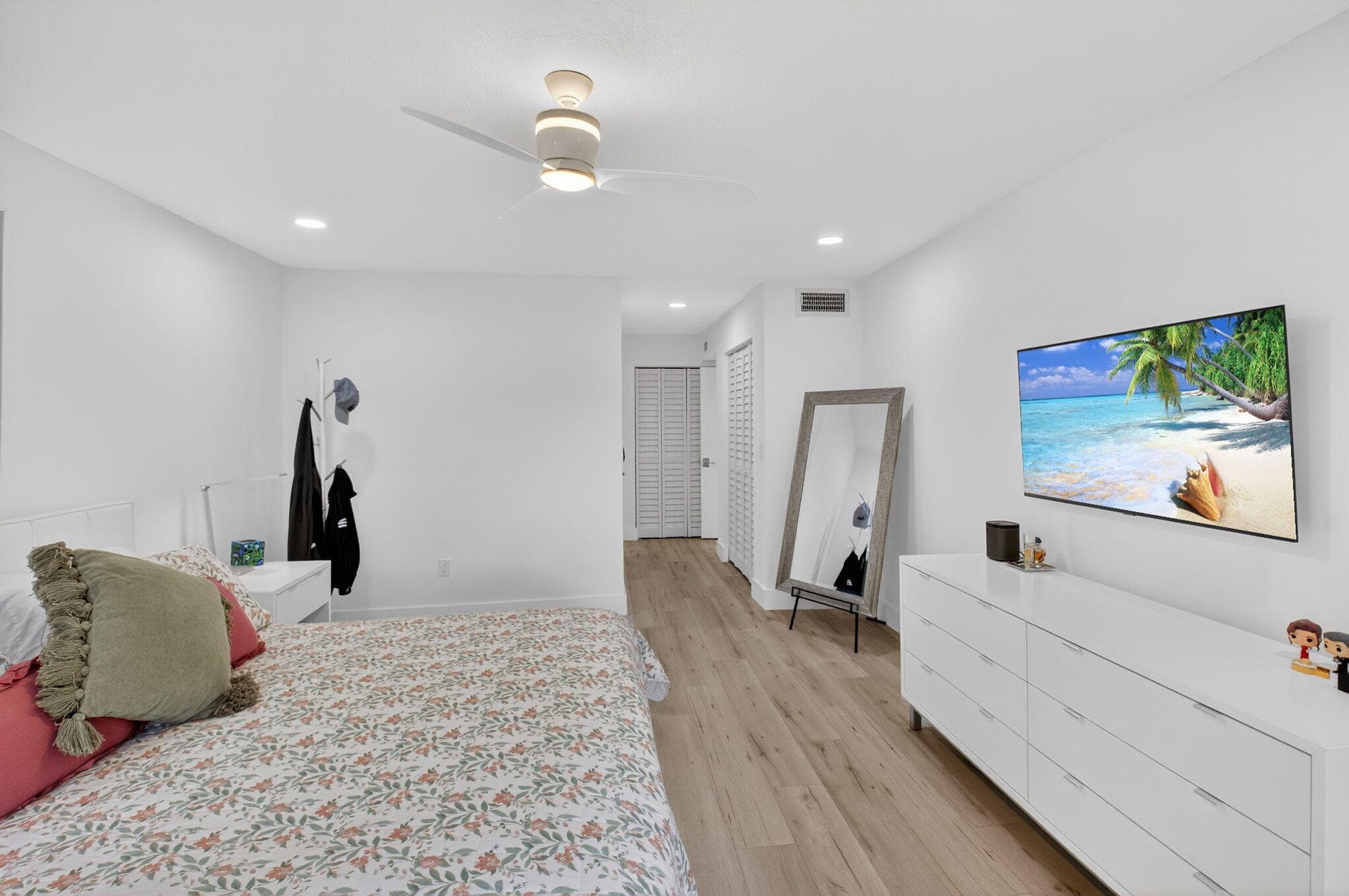 18 Westgate Lane E, Boynton Beach, FL 33436 — photo 37 of 86