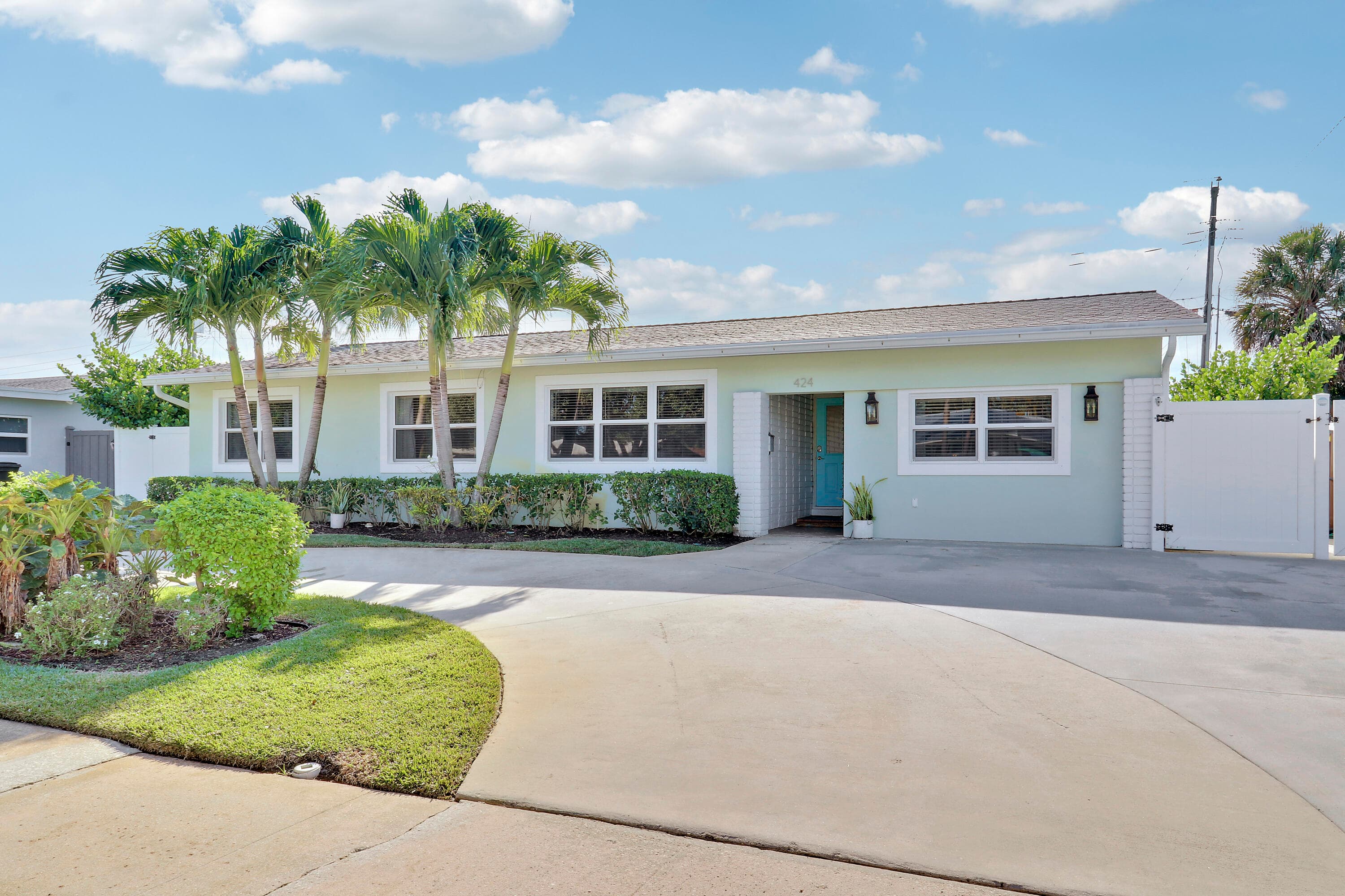 424 Ebbtide Drive, North Palm Beach, FL 33408 — photo 31 of 46