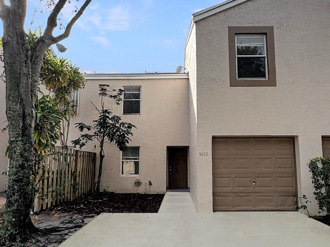 5072 Pine Abbey Drive S, West Palm Beach, FL 33415 — photo 1 of 19