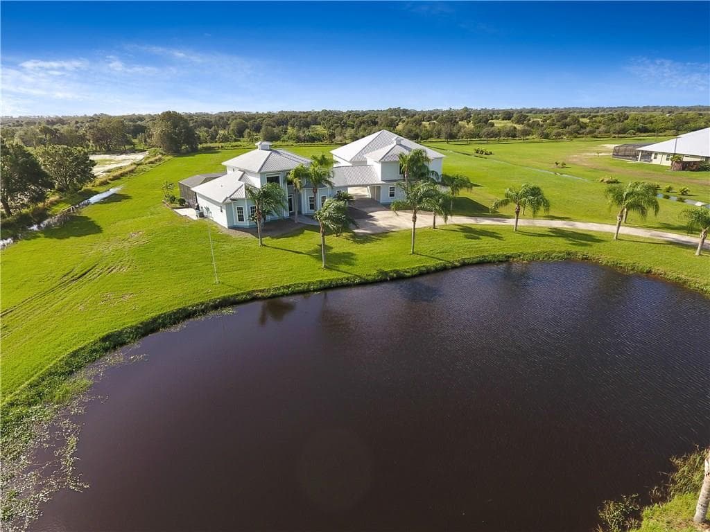 6405 Lily Lane SW, Vero Beach, FL 32968 — photo 1 of 36