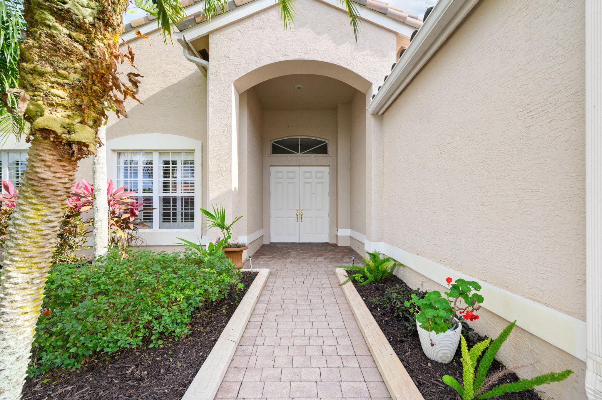 434 NW Shoreview Drive, Port St. Lucie, FL 34986 — photo 3 of 54