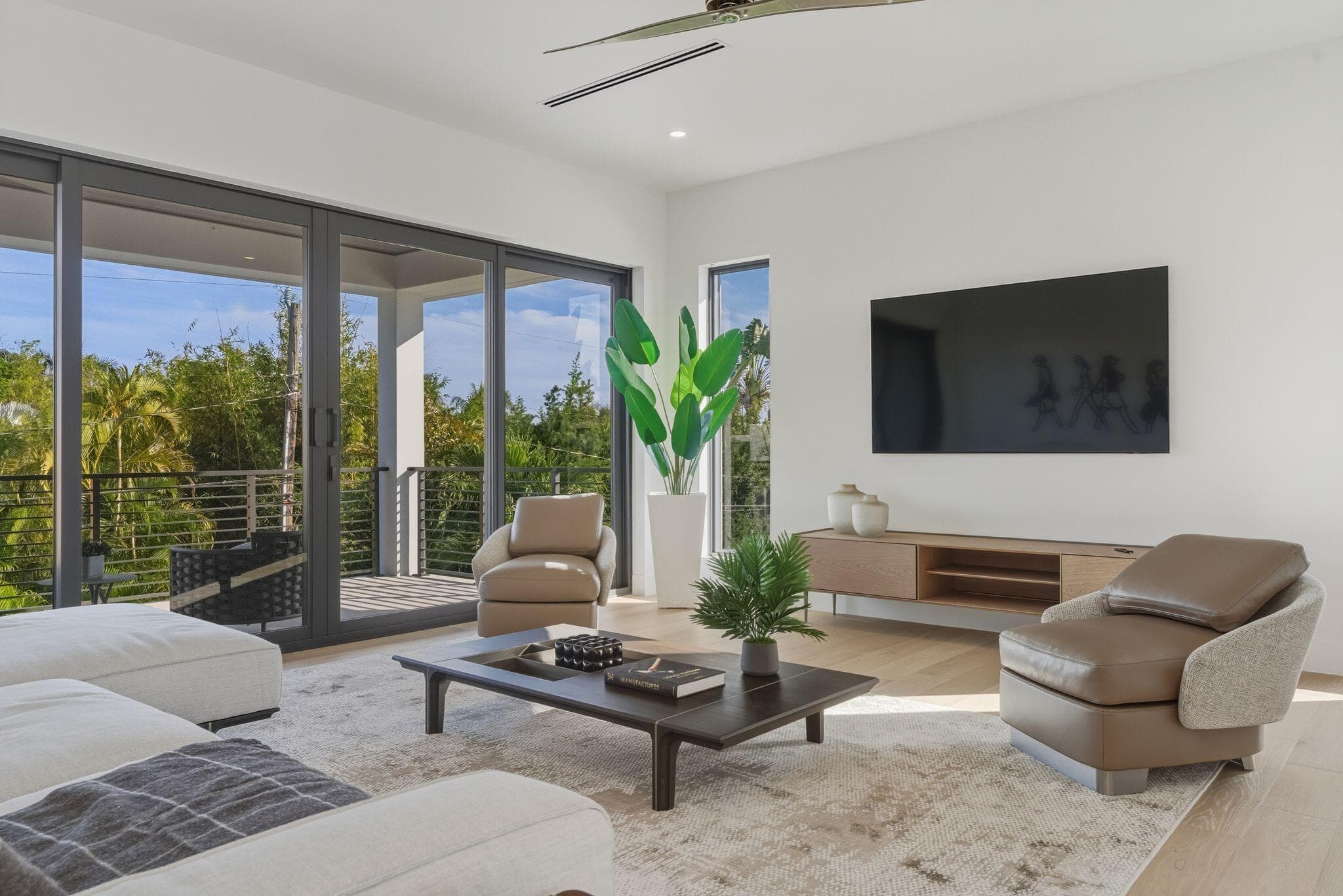 1050 NE 3rd Avenue, Boca Raton, FL 33432 — photo 51 of 64