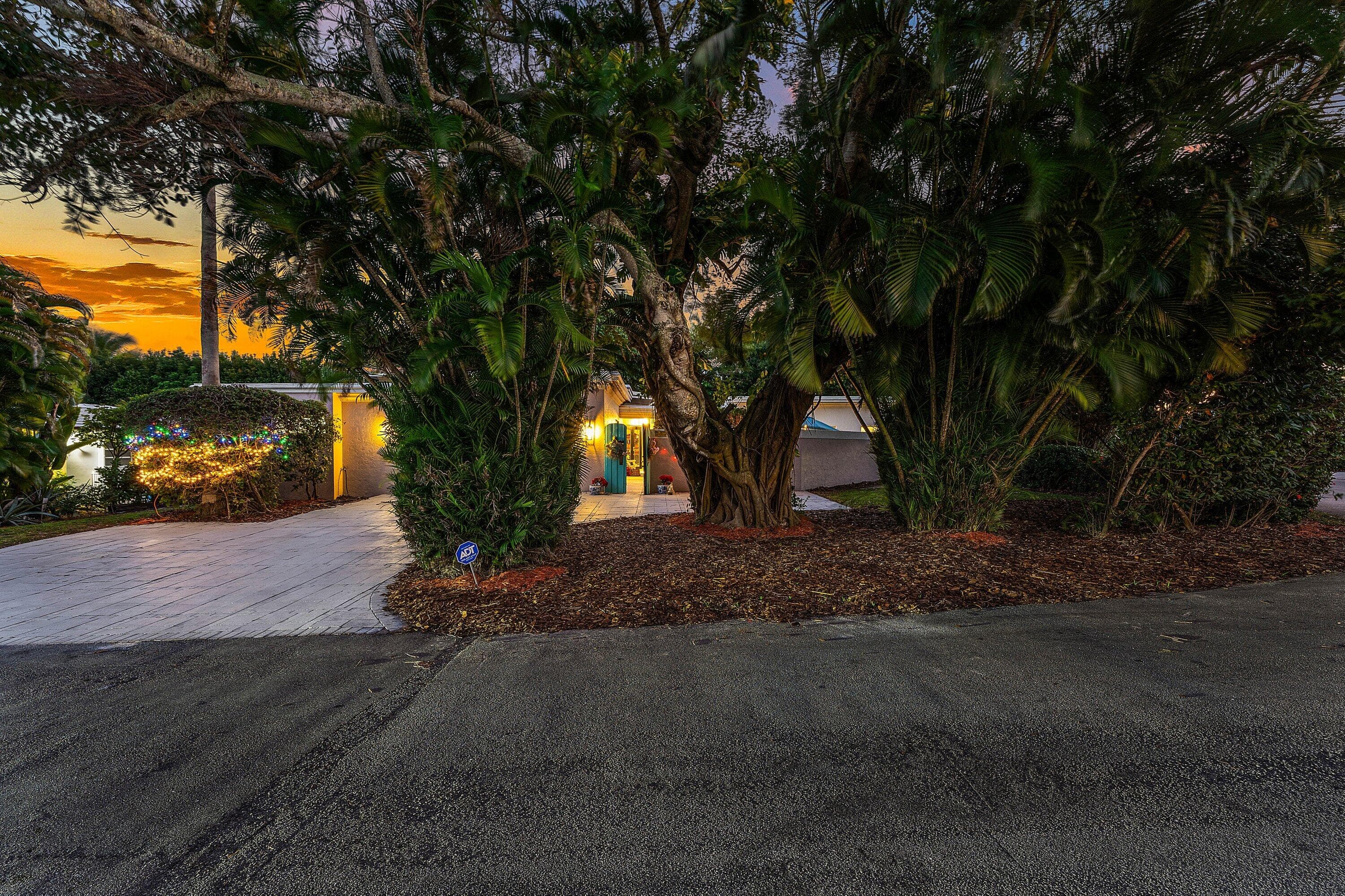 800 Lagoon Lane, Lantana, FL 33462 — photo 23 of 24