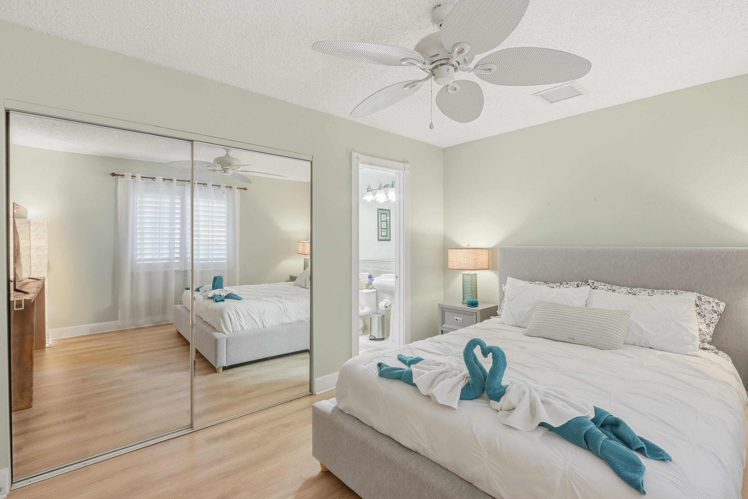 1905 Meadow Court, Palm Springs, FL 33406 — photo 23 of 45