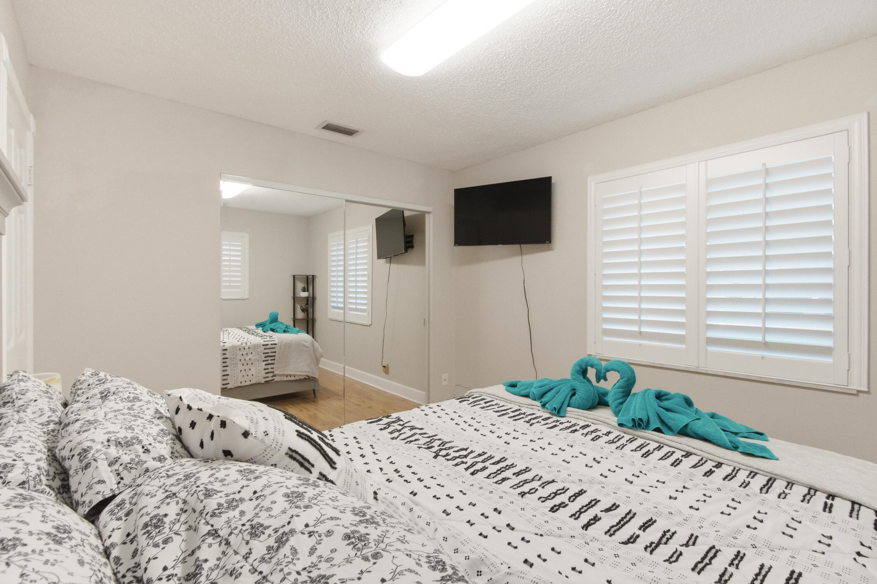 1905 Meadow Court, Palm Springs, FL 33406 — photo 29 of 45