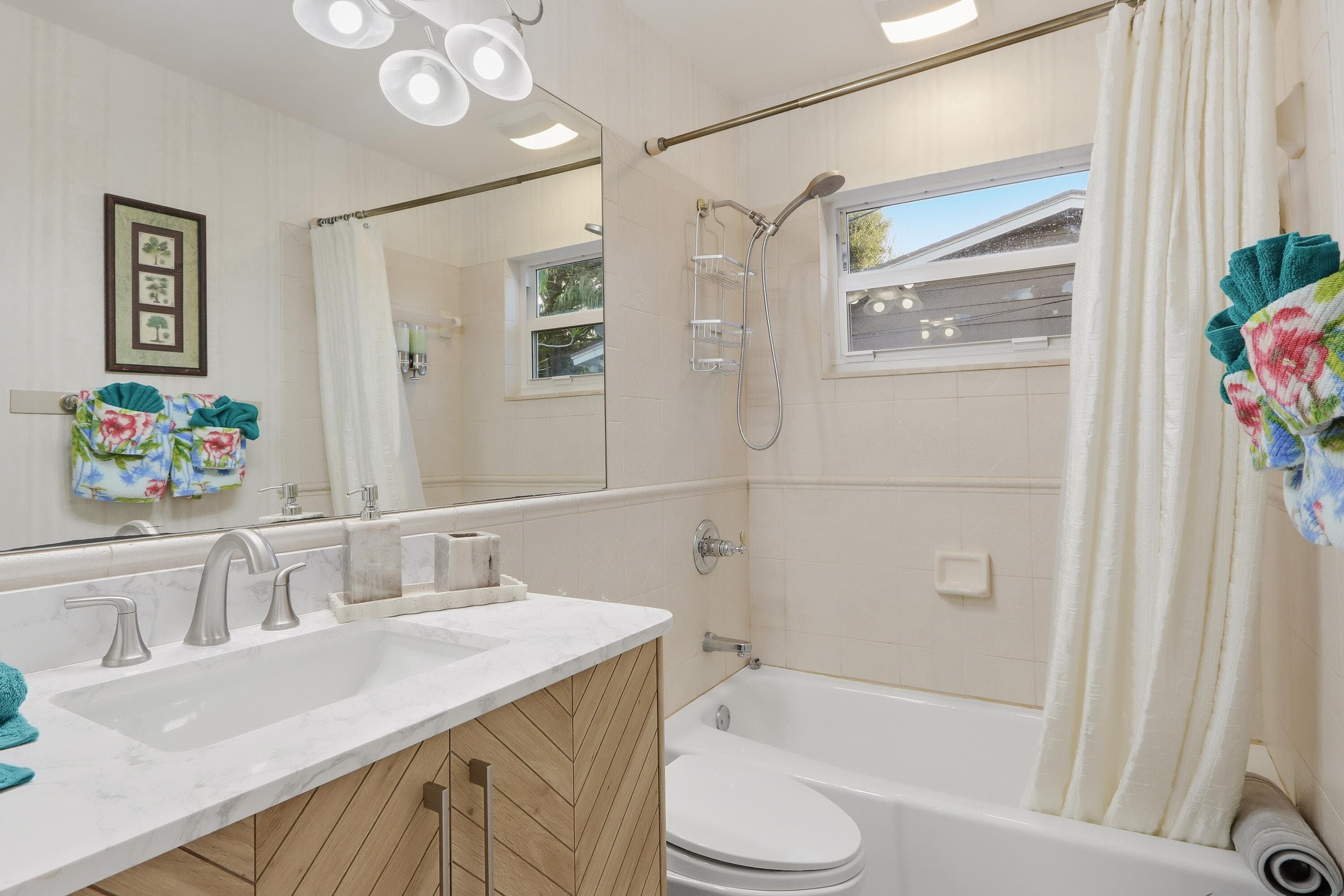 1905 Meadow Court, Palm Springs, FL 33406 — photo 27 of 45