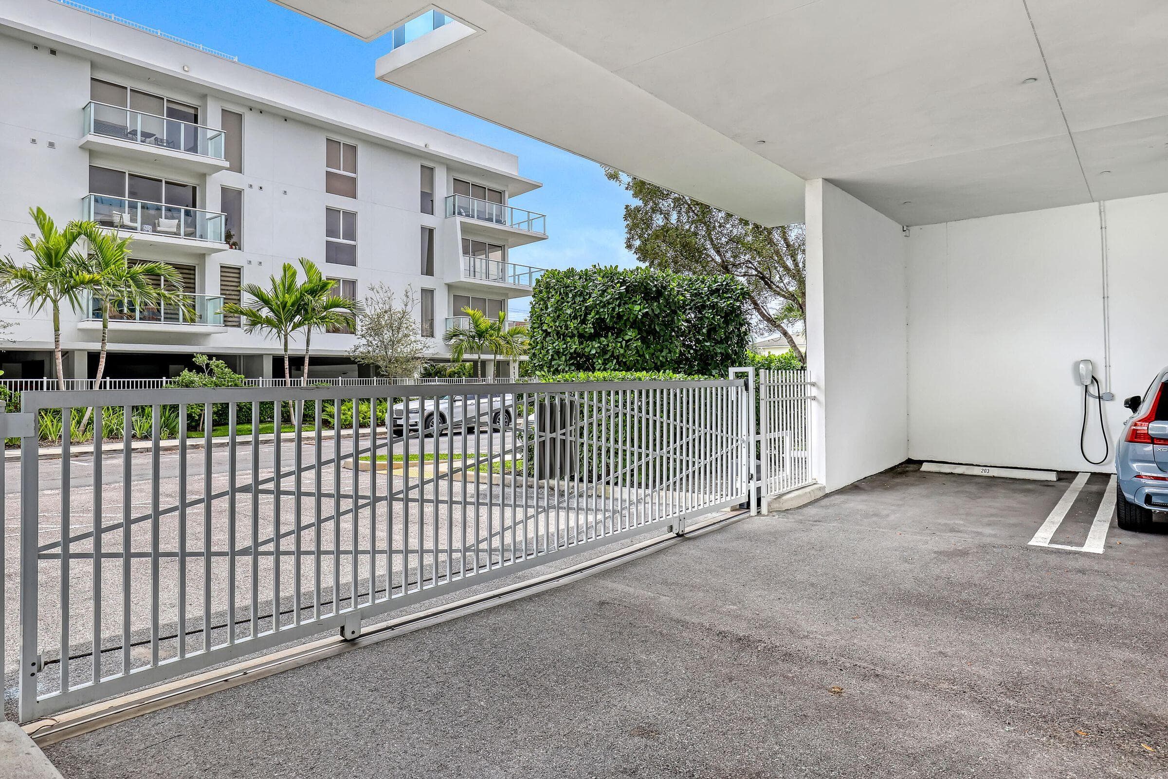 1 S Palmway 204, Lake Worth Beach, FL 33460 — photo 25 of 25