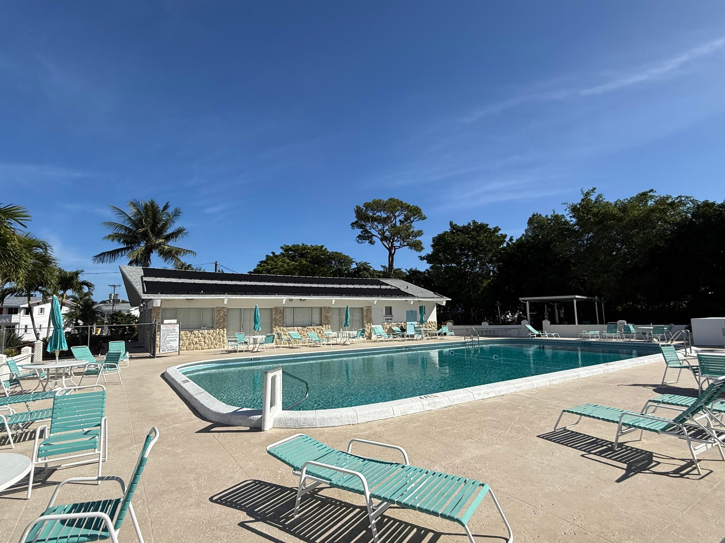 2204 Lake Osborne Drive 5, Lake Worth Beach, FL 33461 — photo 11 of 18