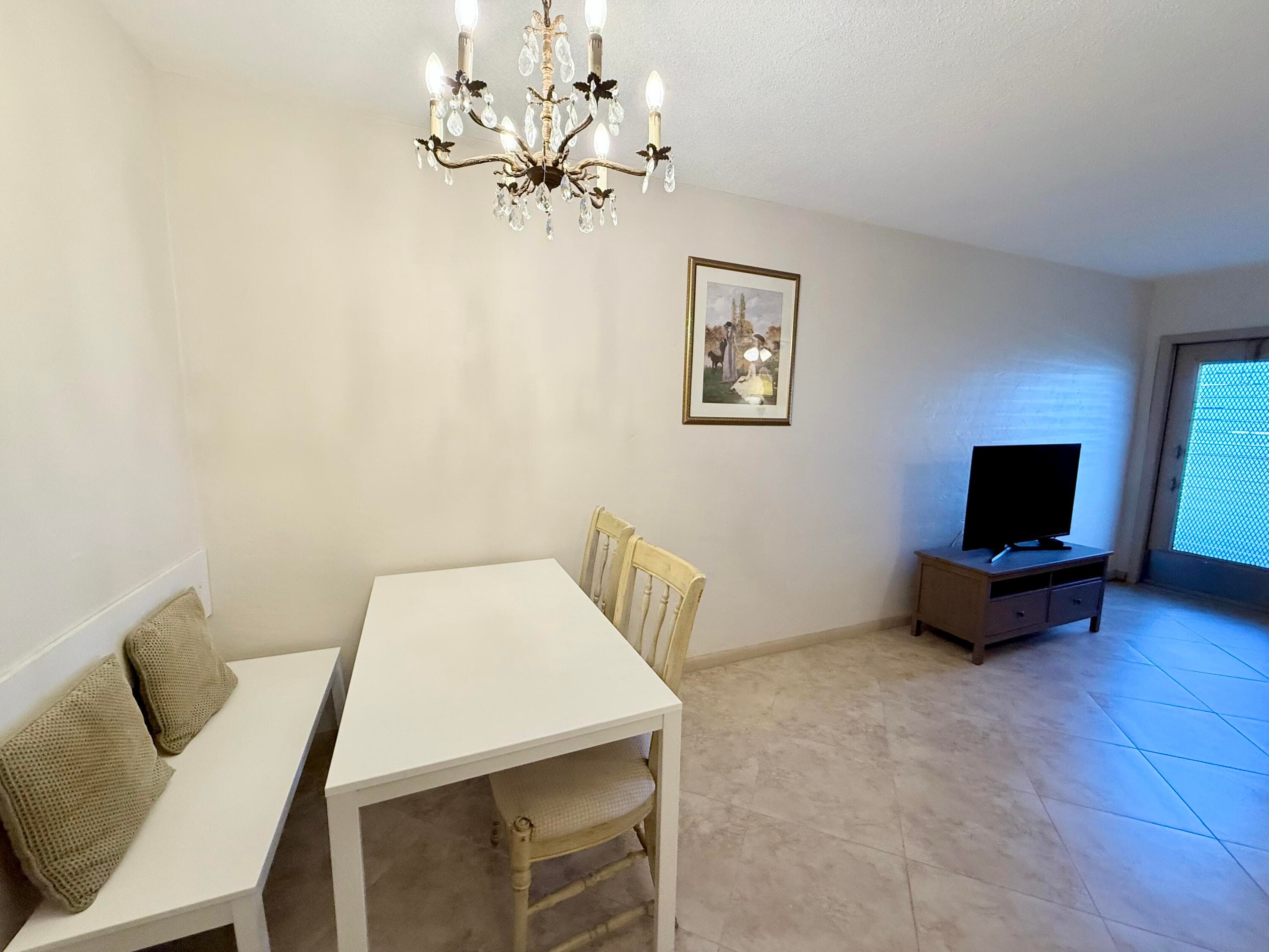 2204 Lake Osborne Drive 5, Lake Worth Beach, FL 33461 — photo 4 of 18