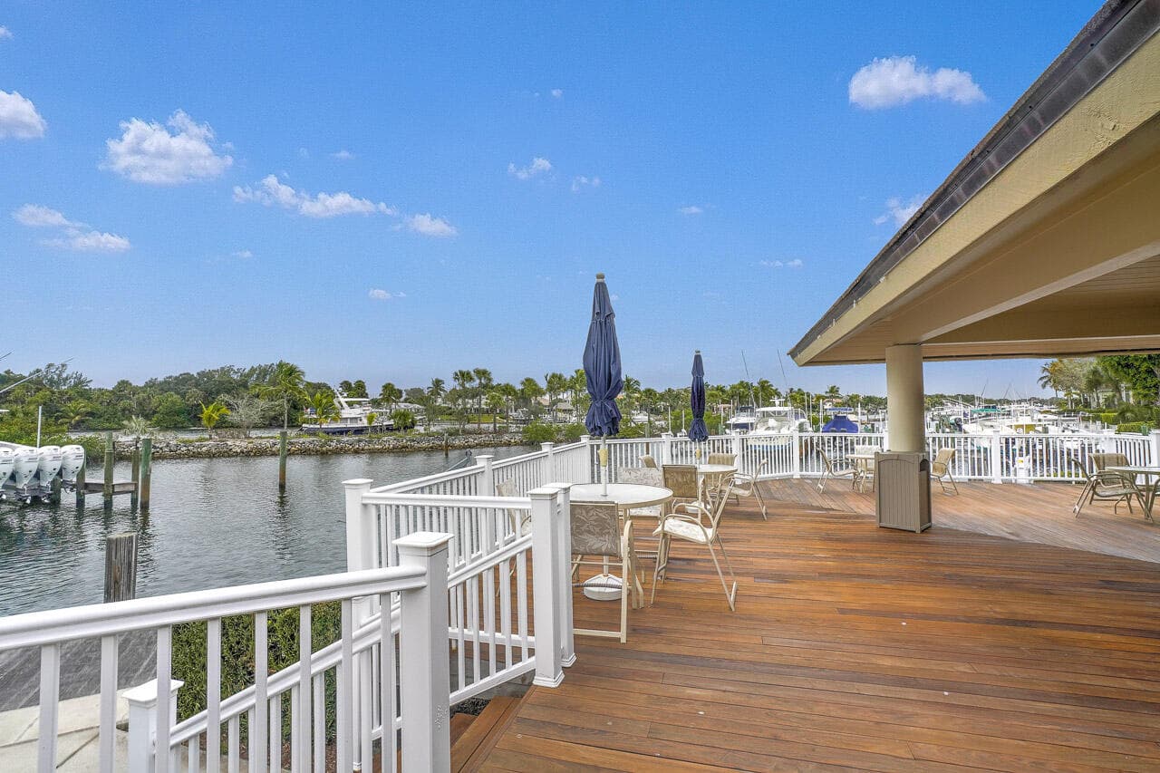 926 Oak Harbour Drive, Juno Beach, FL 33408 — photo 23 of 31