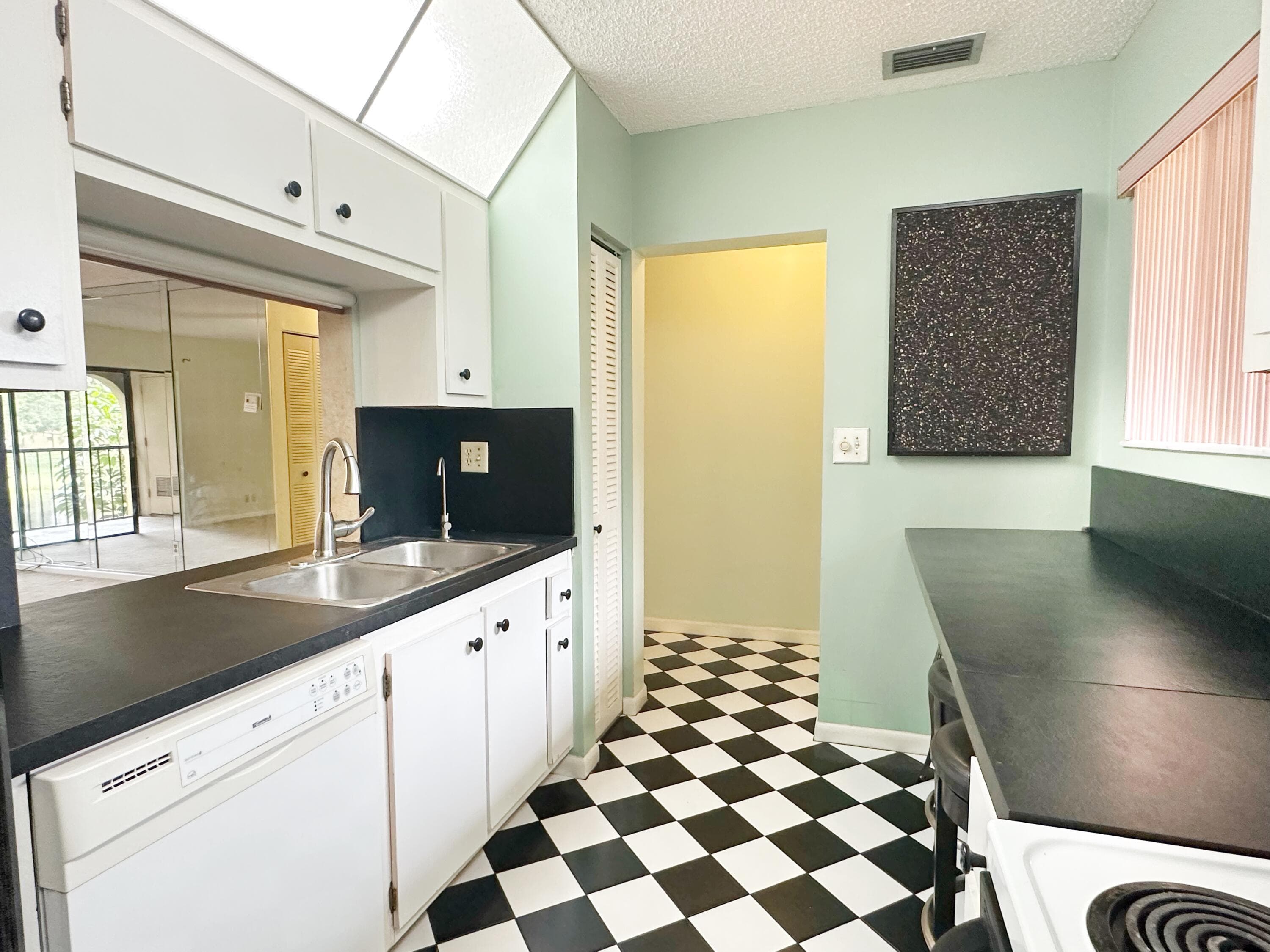 924 SW 9th Street Circle #206, Boca Raton, FL 33486 — photo 15 of 39