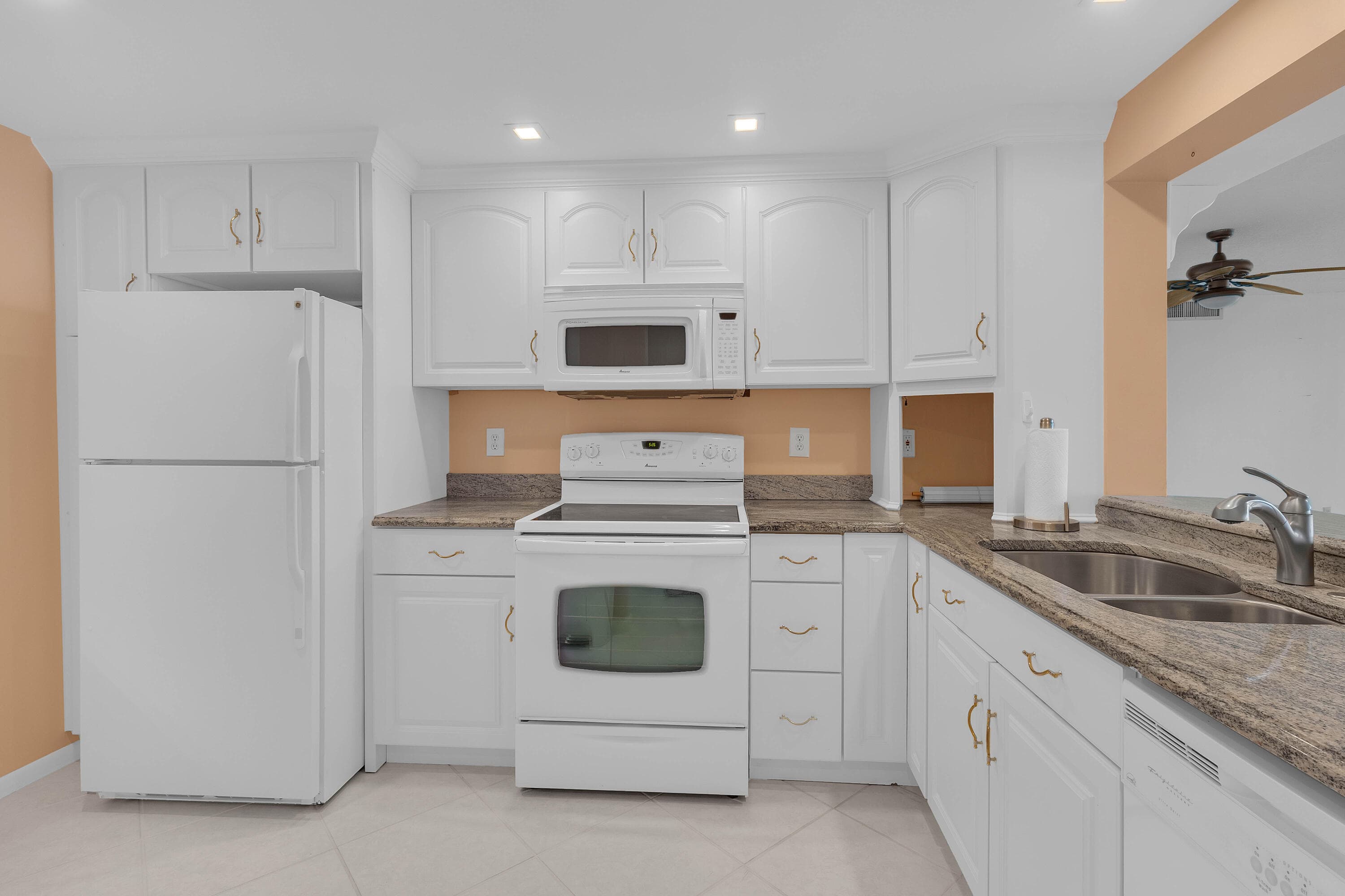 4200 N Highway A1a 311, Hutchinson Island, FL 34949 — photo 8 of 35