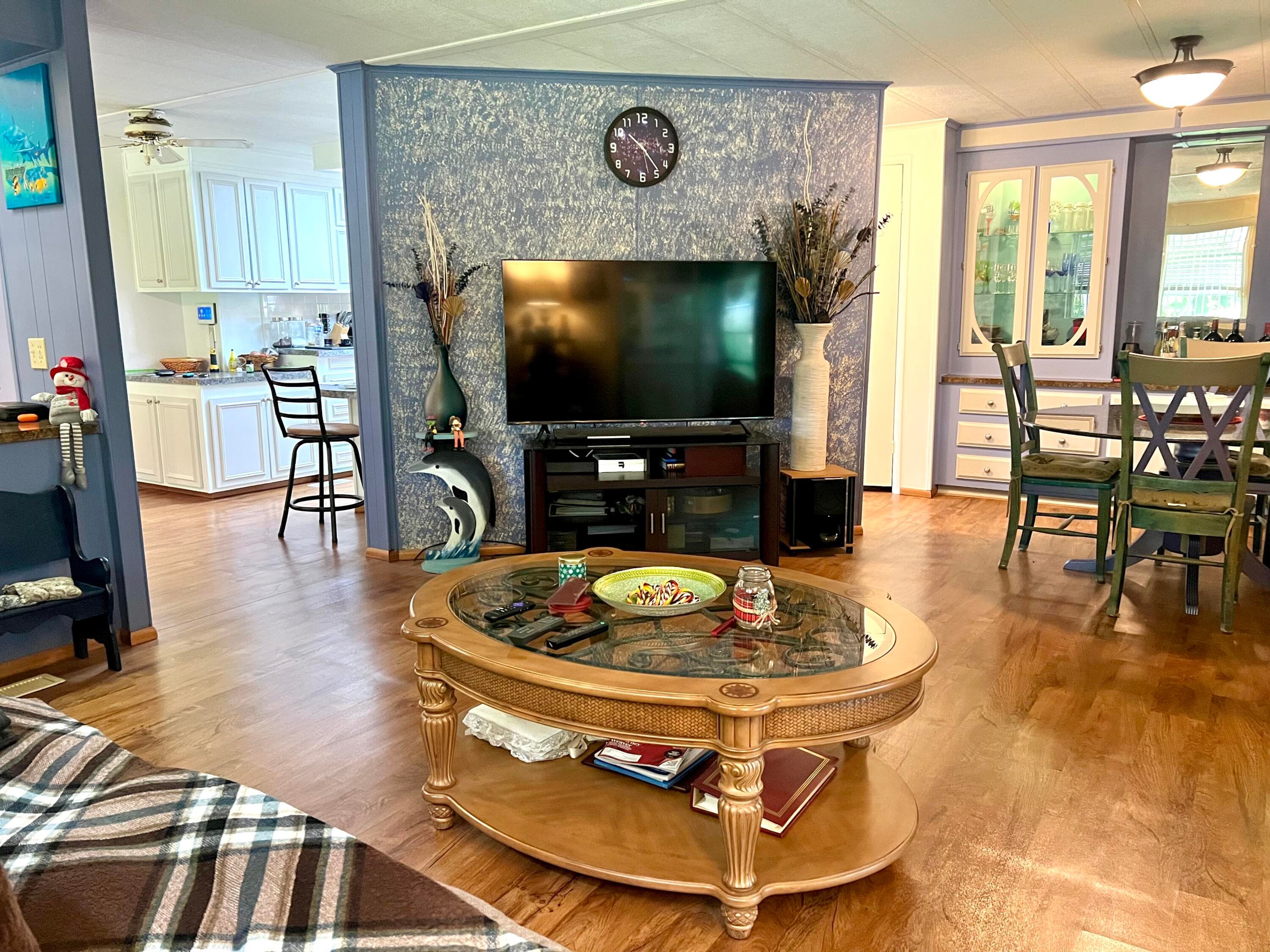 8011 SE Homestead Avenue, Hobe Sound, FL 33455 — photo 11 of 32