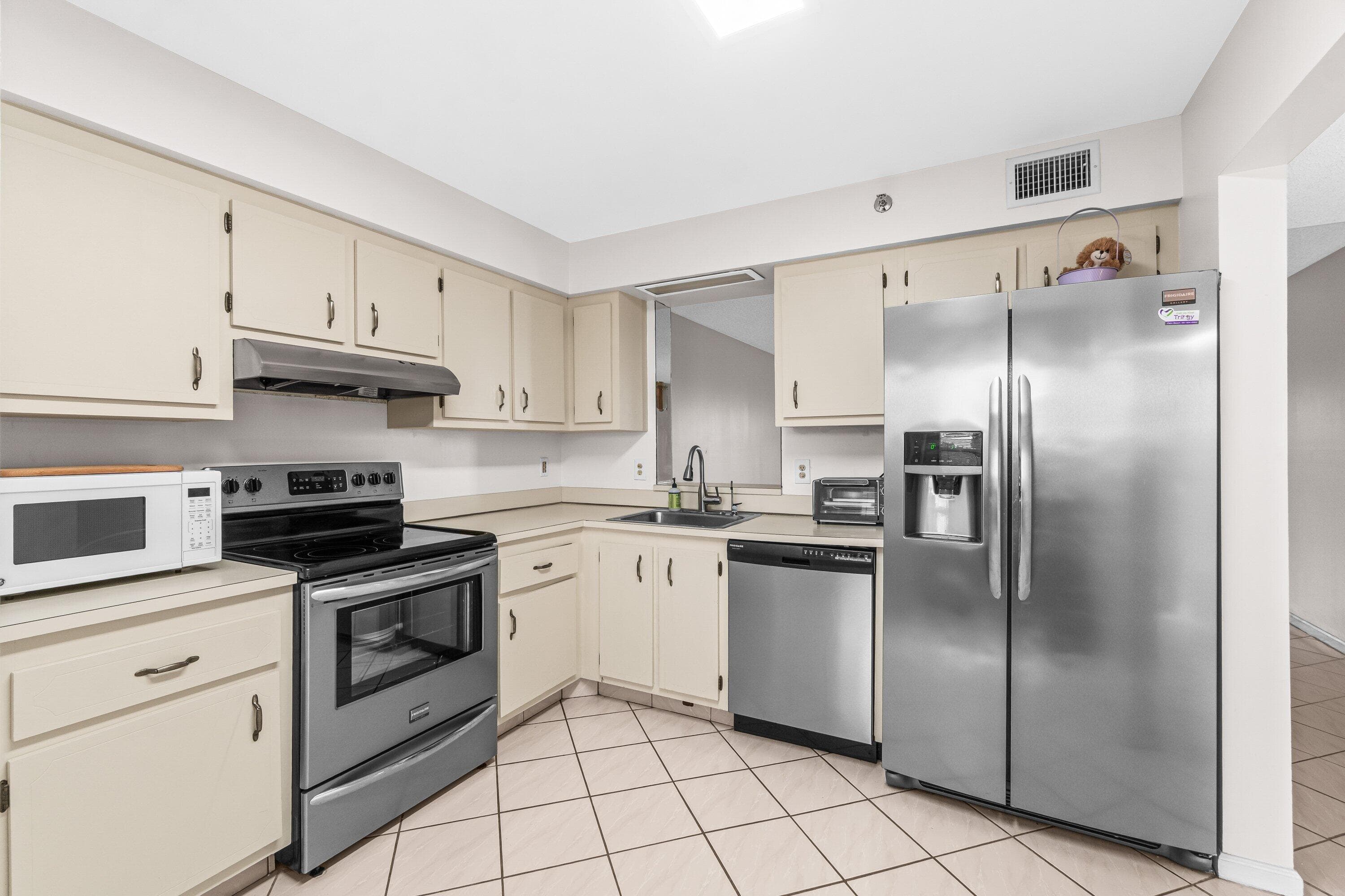 14623 Bonaire Boulevard 608, Delray Beach, FL 33446 — photo 4 of 28