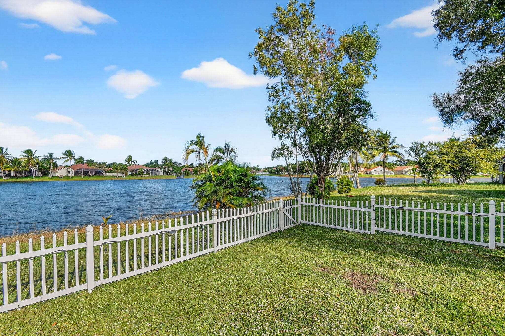 7745 Springfield Lake Drive, Lake Worth, FL 33467 — photo 5 of 99