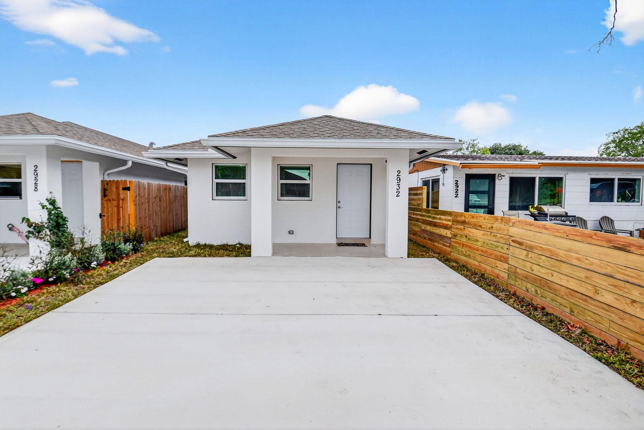 2932 Saginaw Avenue, West Palm Beach, FL 33409 — photo 1 of 37
