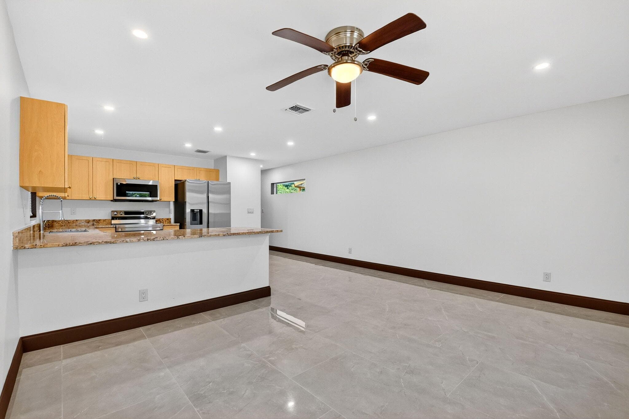 2932 Saginaw Avenue, West Palm Beach, FL 33409 — photo 8 of 37