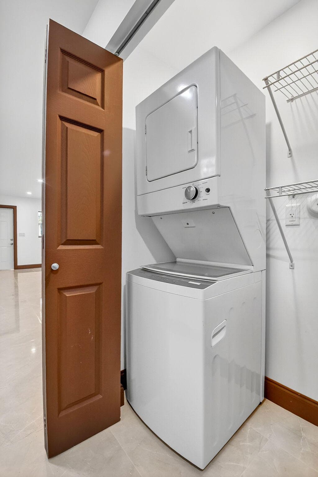 2932 Saginaw Avenue, West Palm Beach, FL 33409 — photo 16 of 37