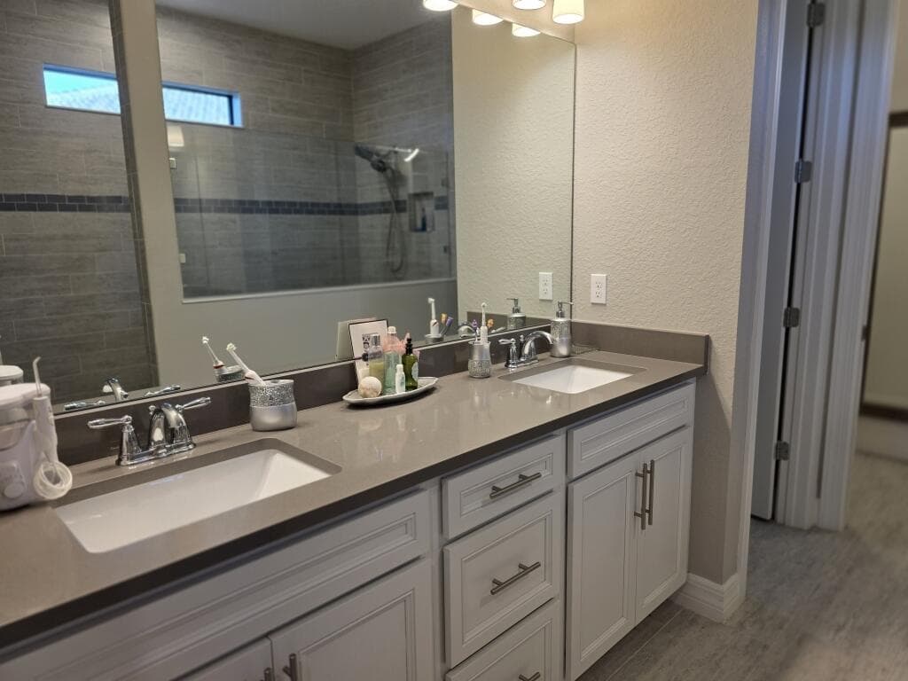 527 SE Vallarta Drive, Port St. Lucie, FL 34984 — photo 12 of 59