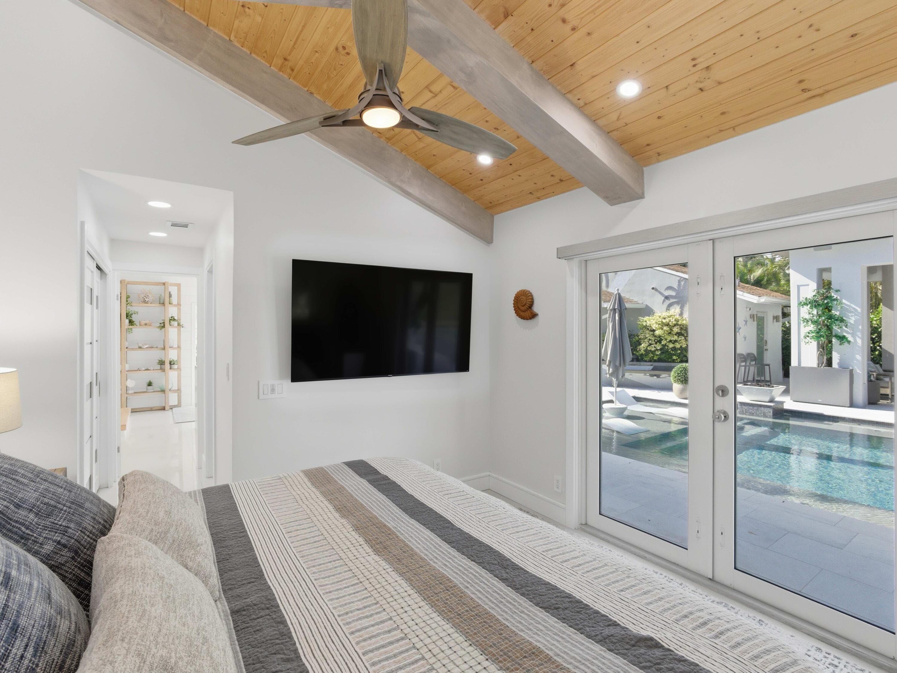 2210 NE 3rd Ave Avenue, Delray Beach, FL 33444 — photo 21 of 68