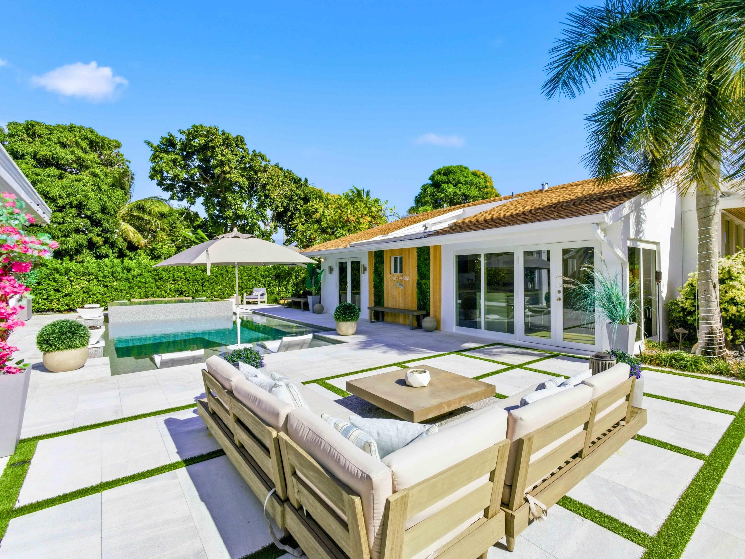 2210 NE 3rd Ave Avenue, Delray Beach, FL 33444 — photo 5 of 68
