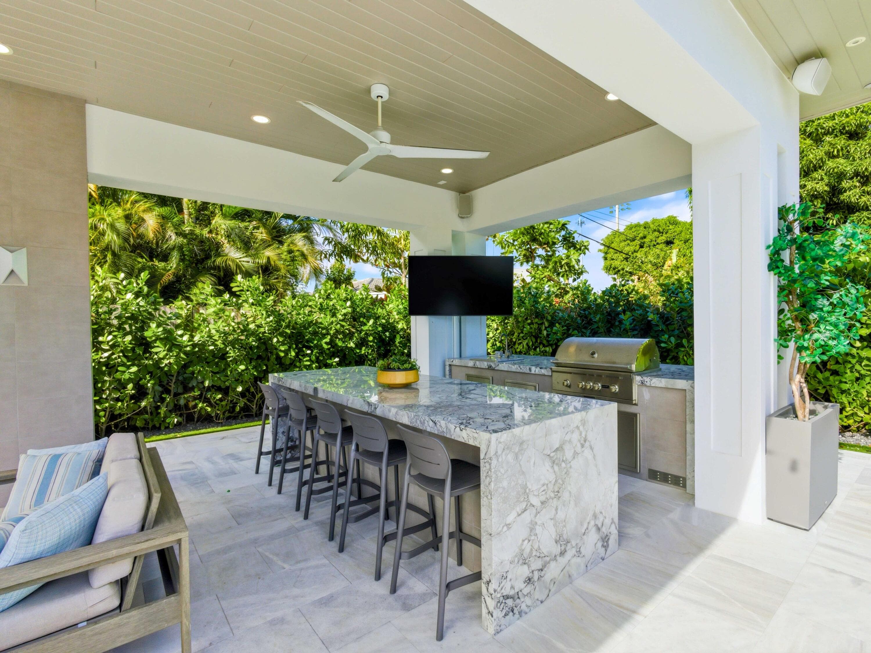 2210 NE 3rd Ave Avenue, Delray Beach, FL 33444 — photo 14 of 68